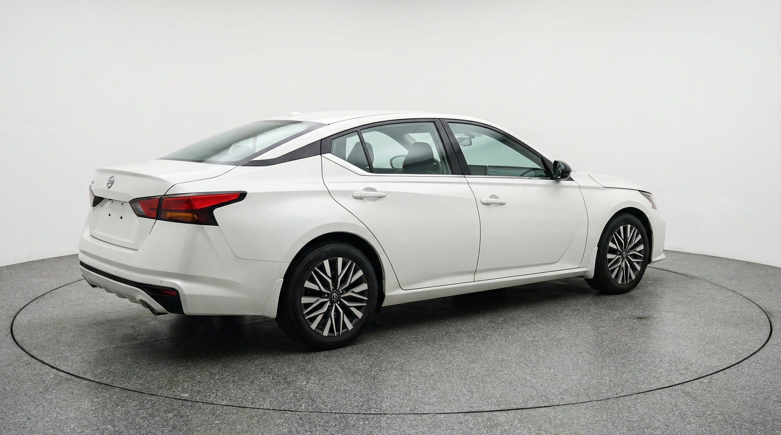 Thumbnail: 2025 Nissan Altima - 9