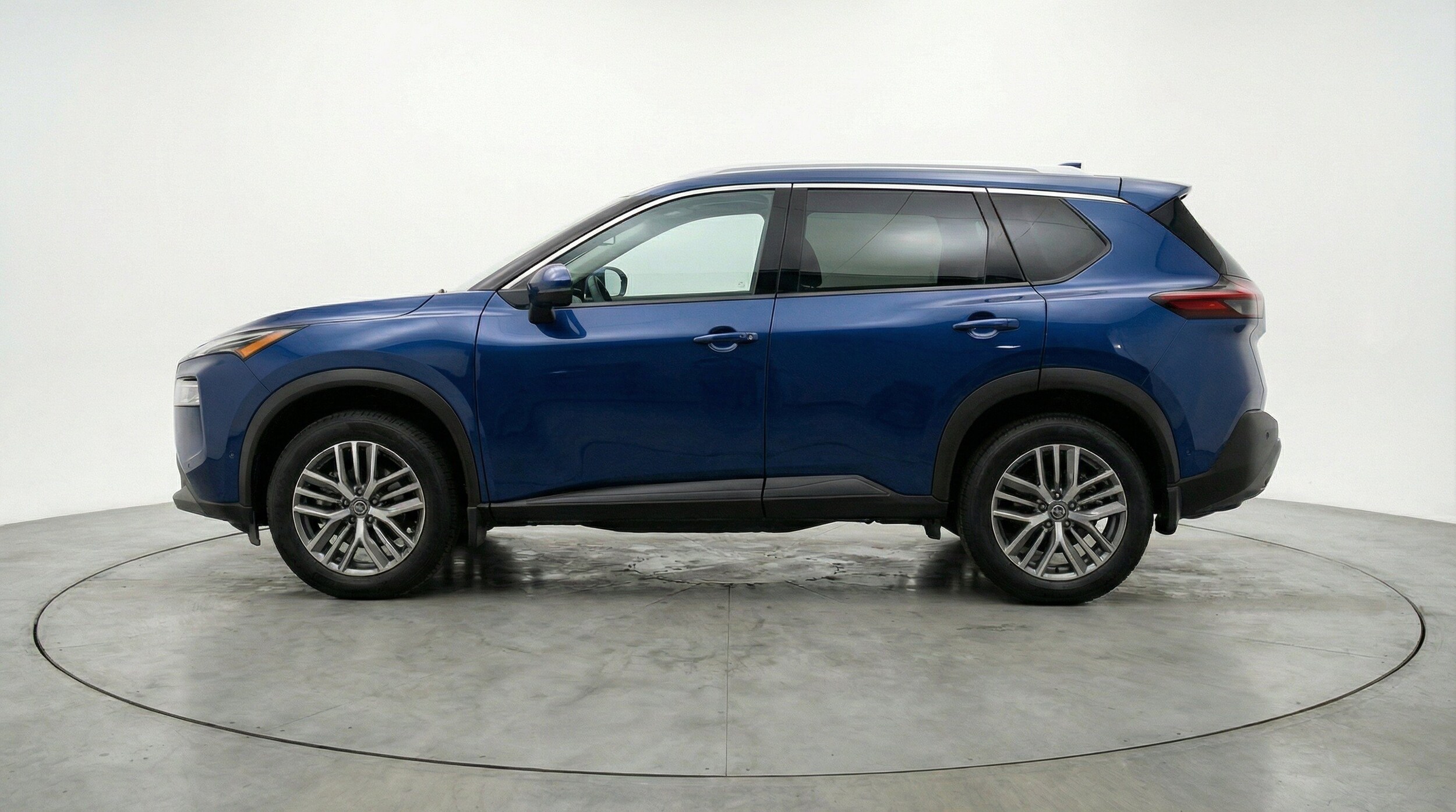 Thumbnail: 2026 Nissan Rogue - 5