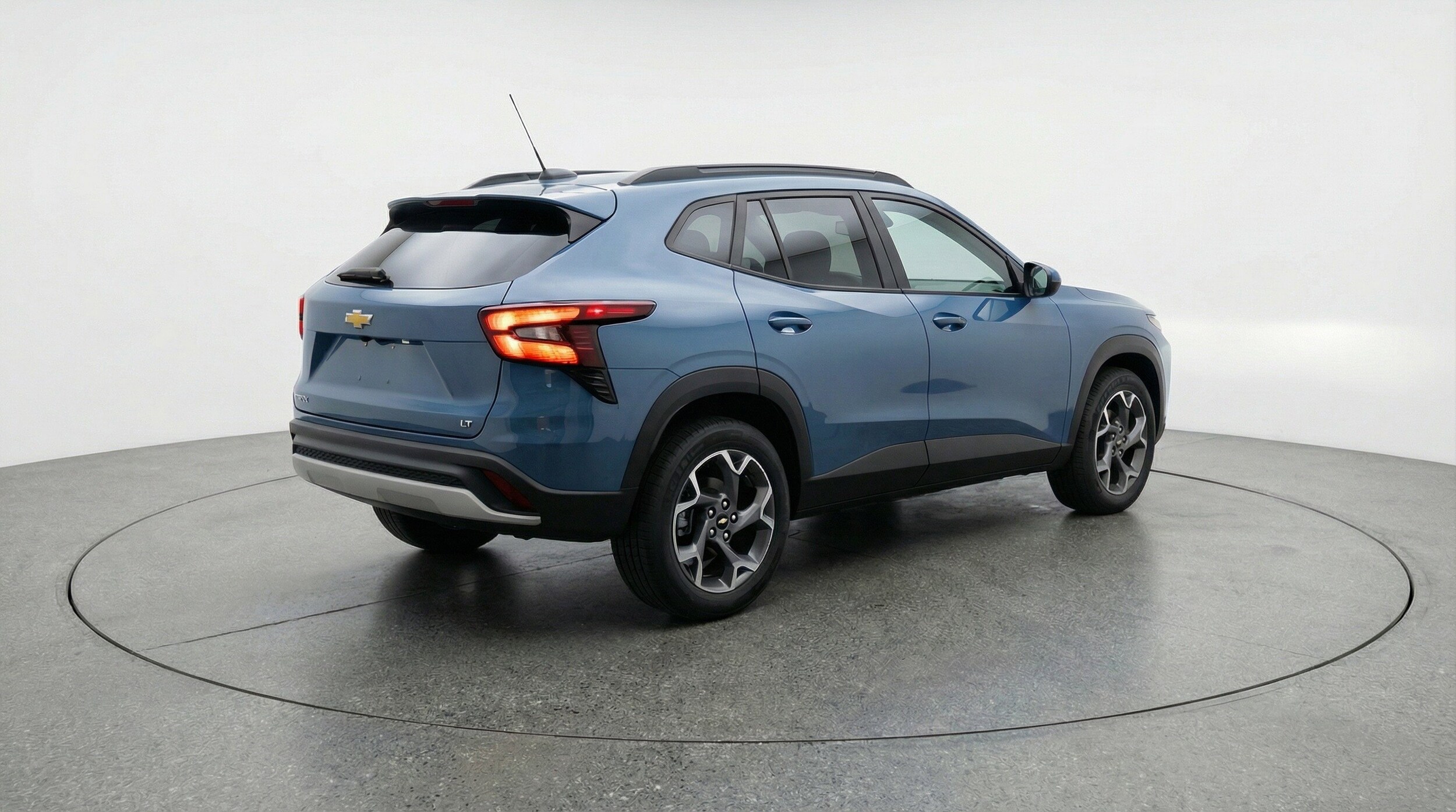Thumbnail: 2025 Chevrolet Trax - 9