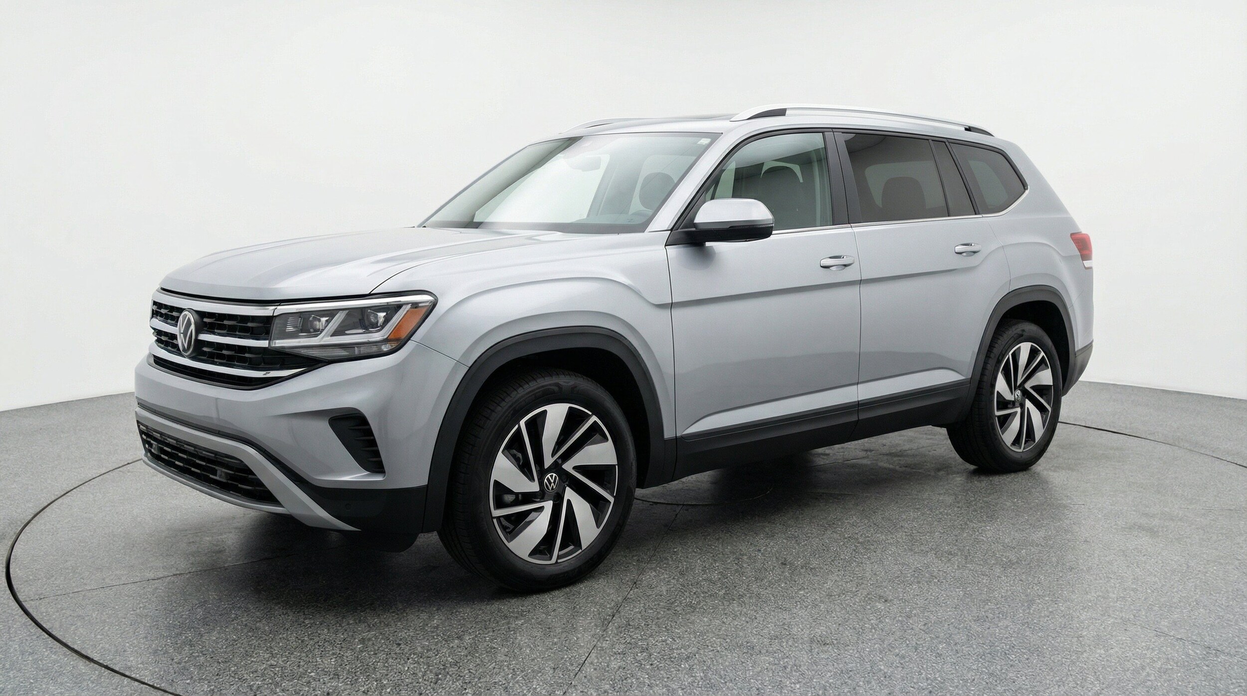 Thumbnail: 2026 Volkswagen Atlas - 3