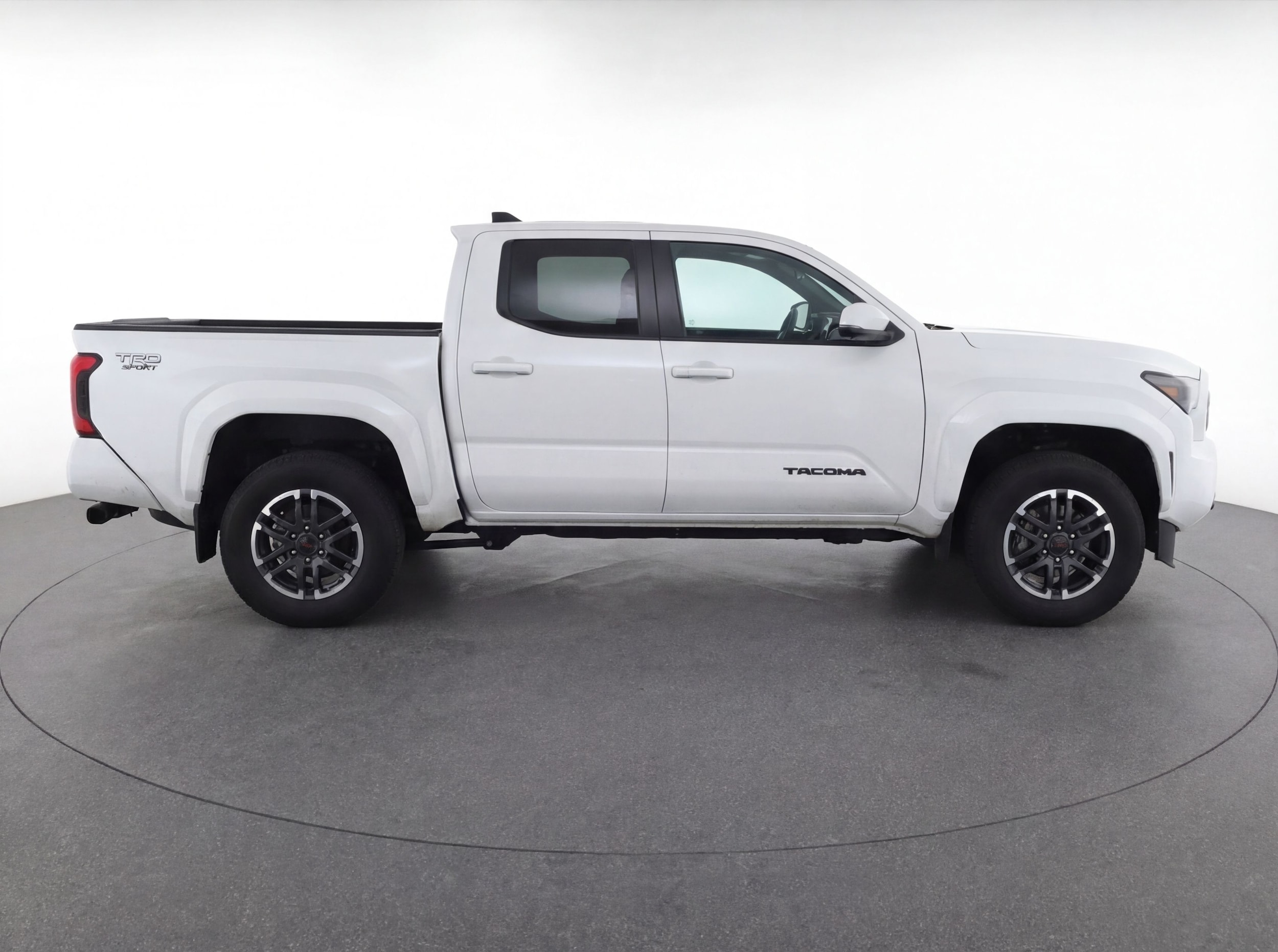 Thumbnail: 2024 Toyota Tacoma - 8