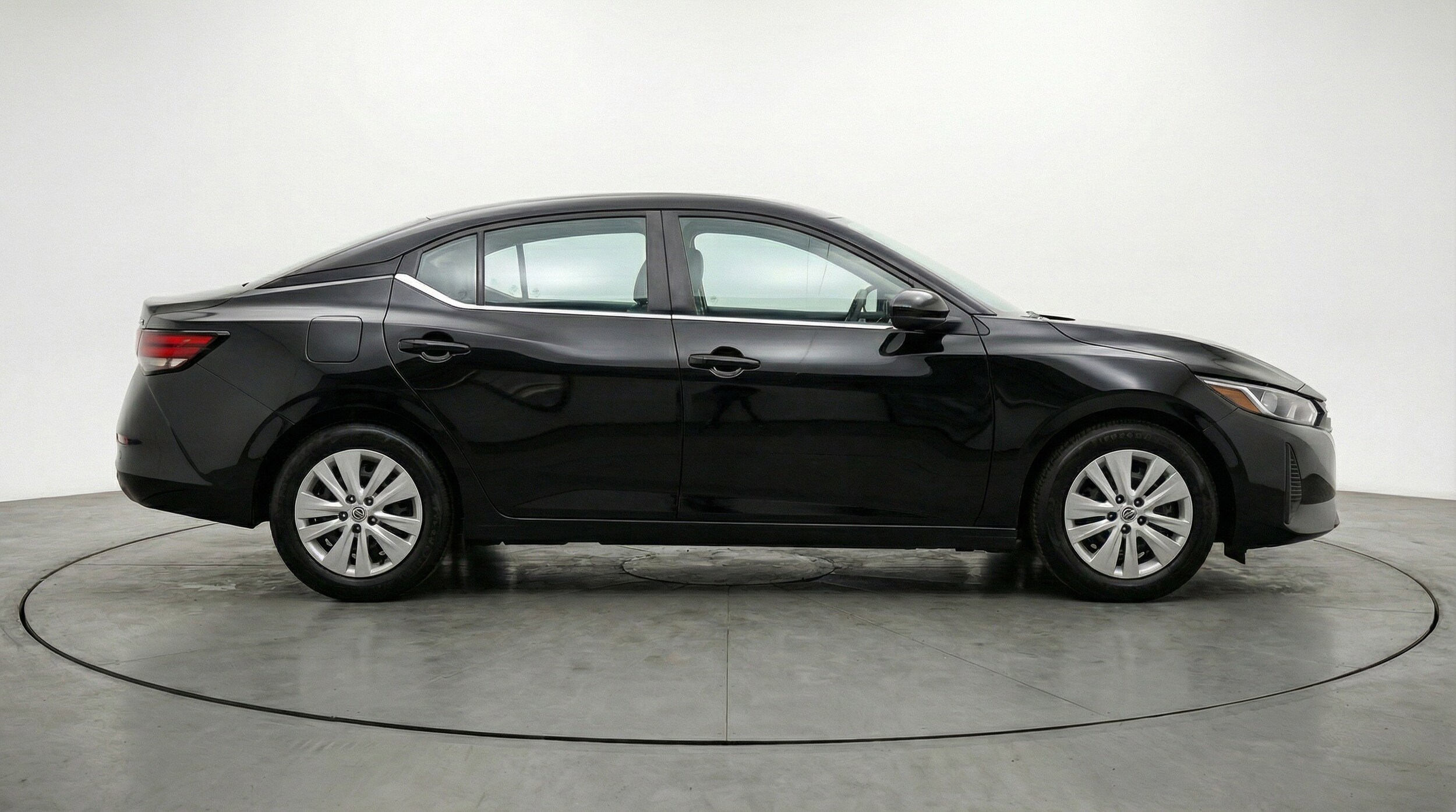 Thumbnail: 2025 Nissan Sentra - 11