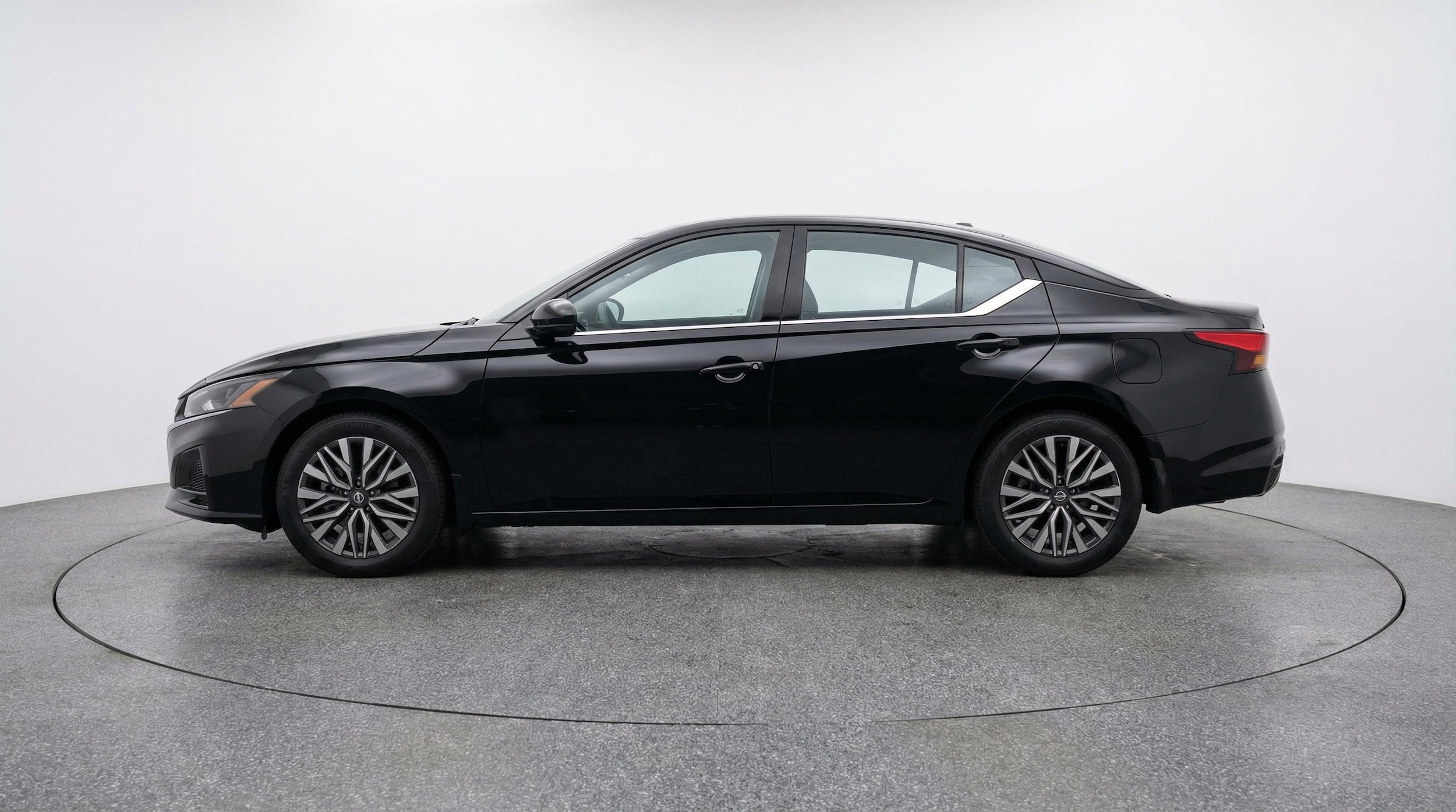 Thumbnail: 2026 Nissan Altima - 5