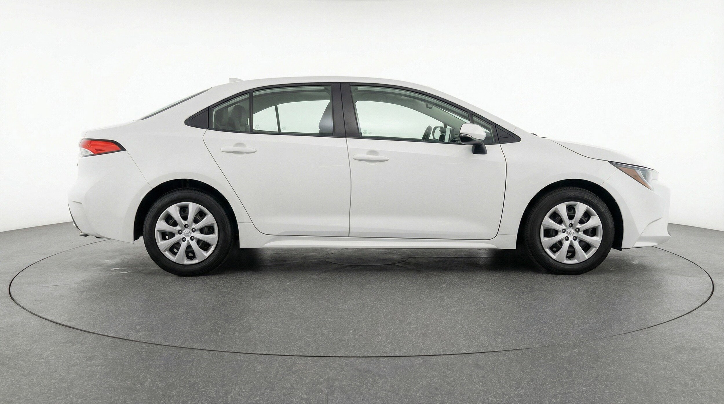 Thumbnail: 2025 Toyota Corolla - 11