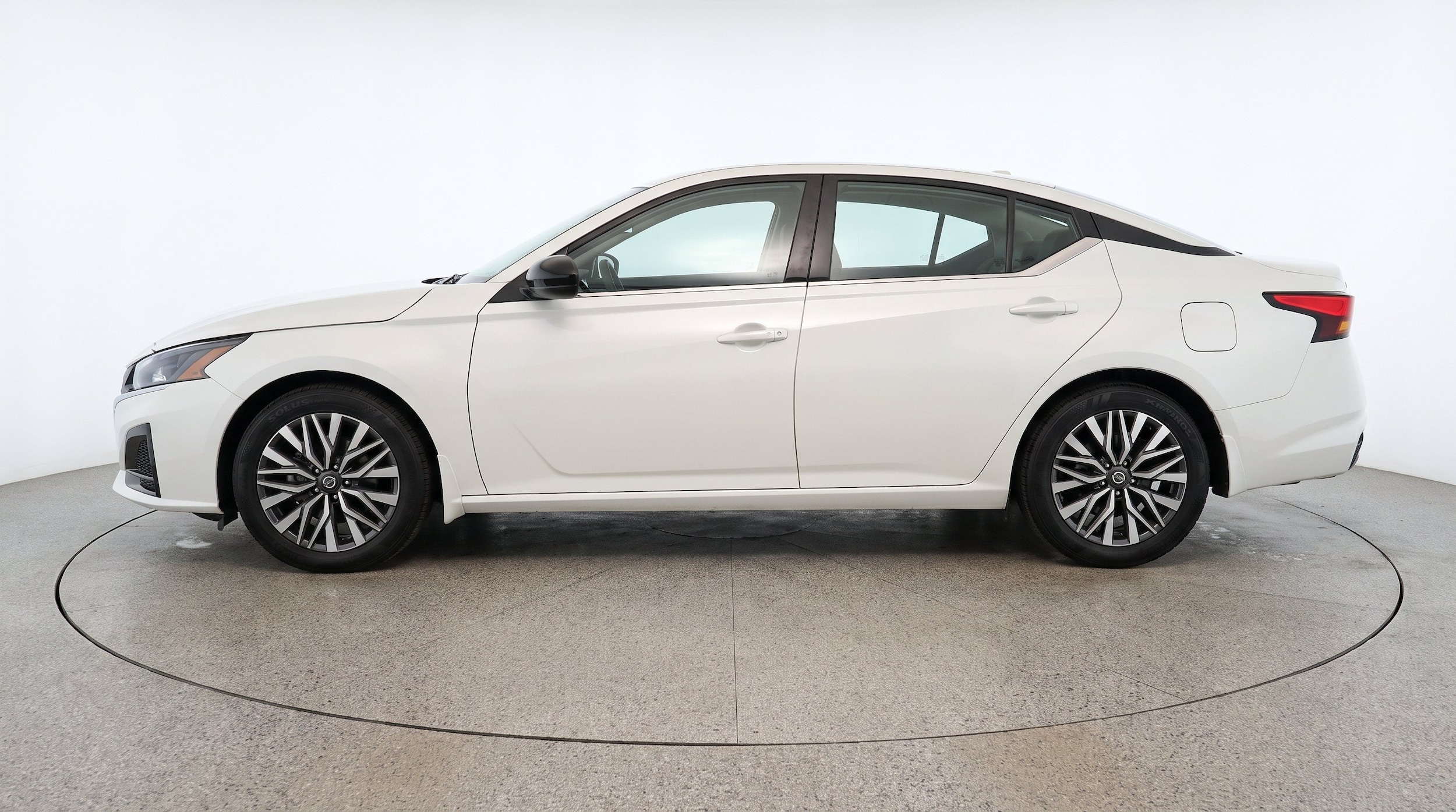 Thumbnail: 2025 Nissan Altima - 5