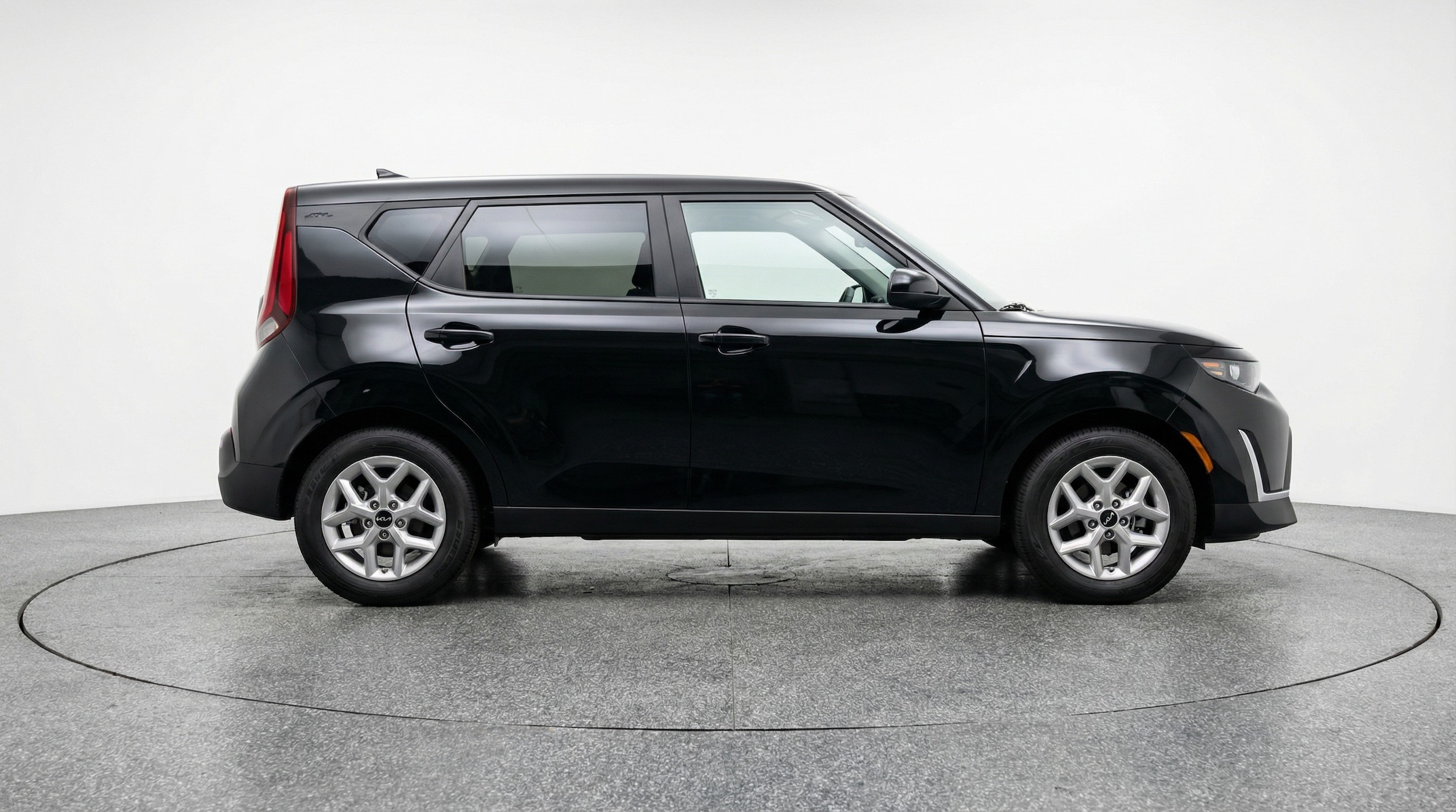 Thumbnail: 2025 Kia Soul - 8