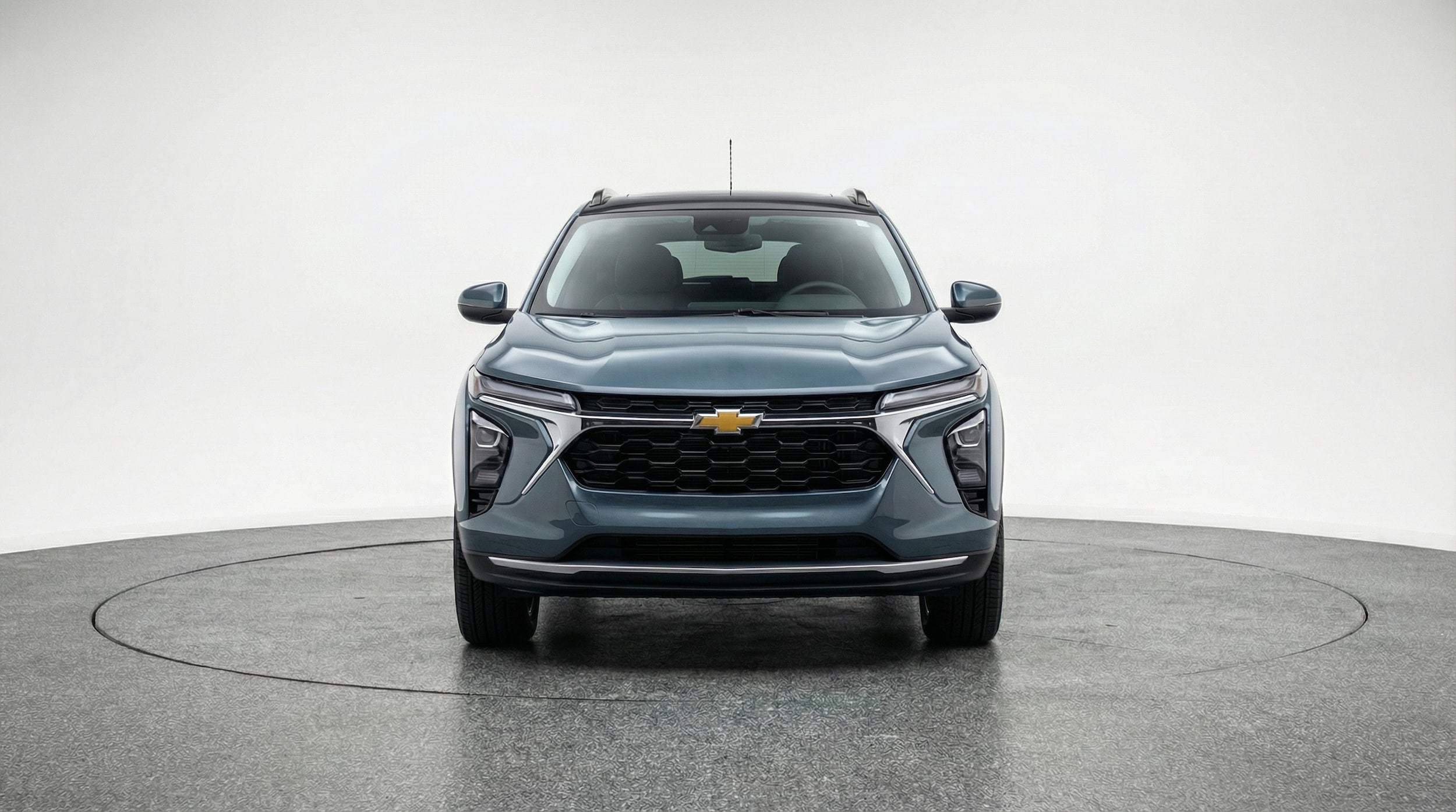 Thumbnail: 2025 Chevrolet Trax - 2