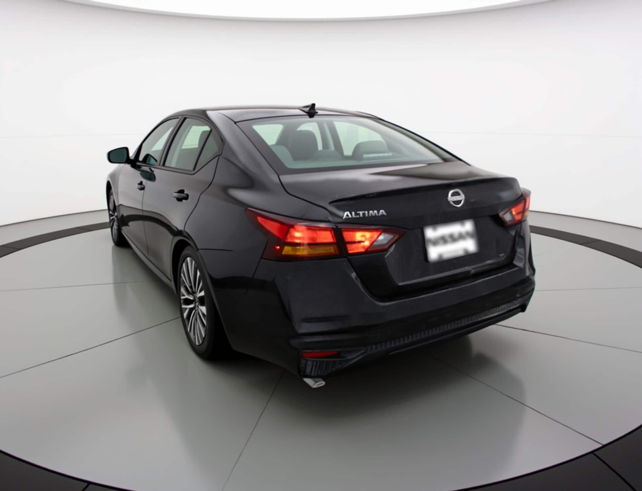 Thumbnail: 2025 Nissan Altima - 5