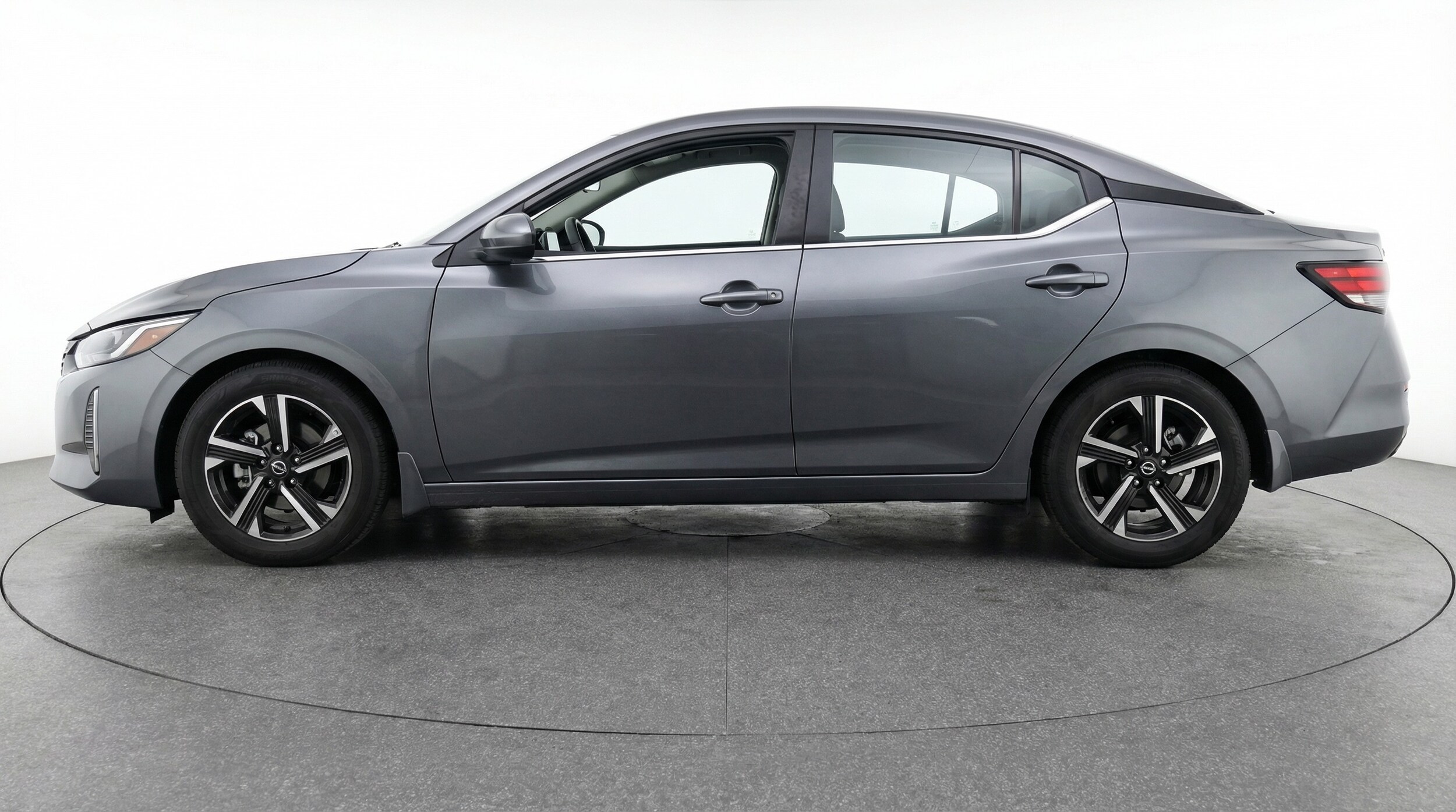 Thumbnail: 2025 Nissan Sentra - 4