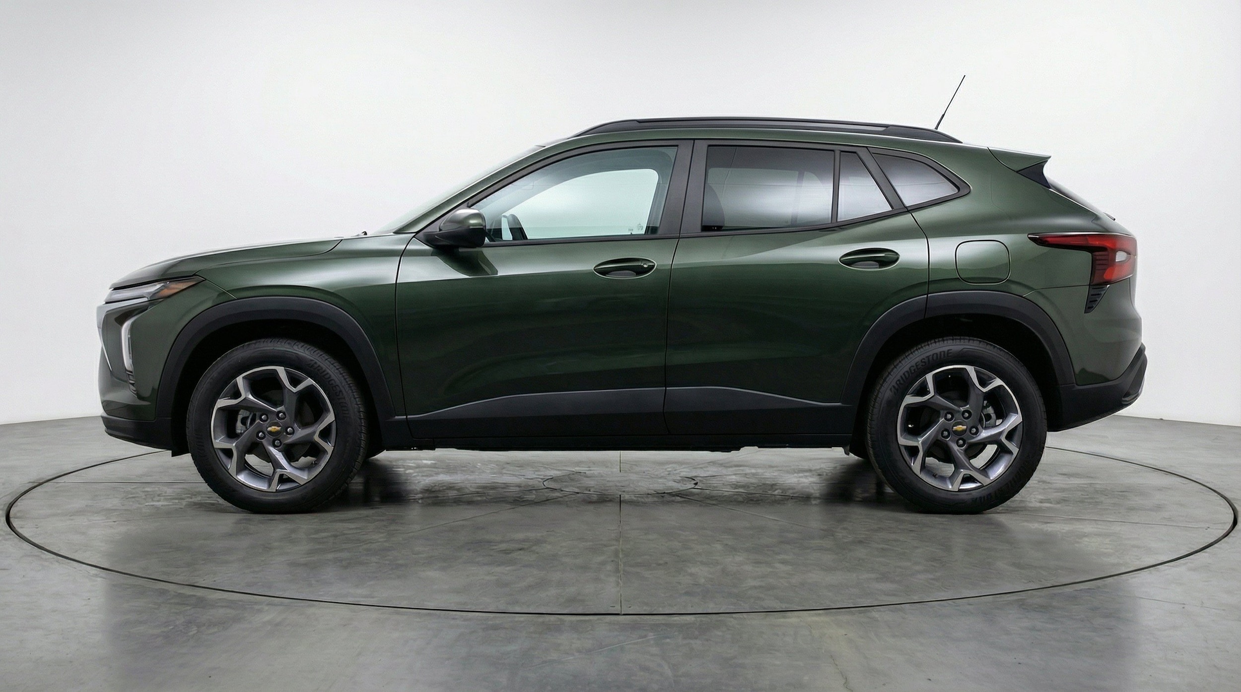 Thumbnail: 2025 Chevrolet Trax - 5