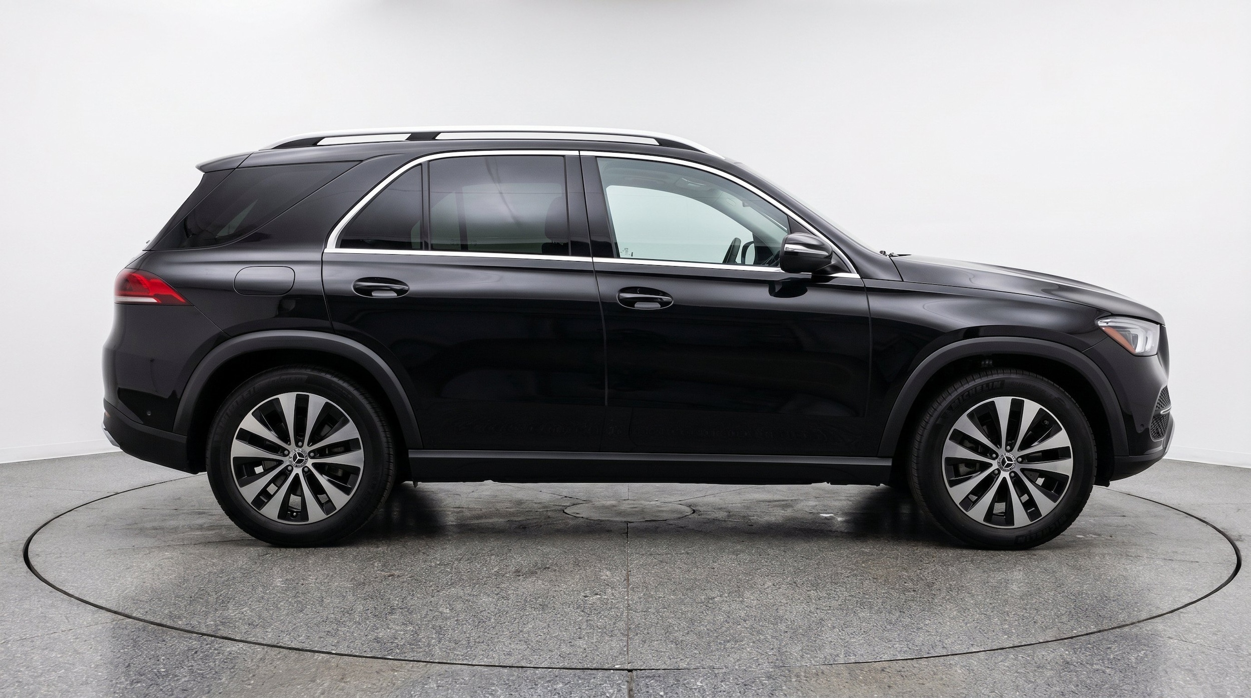 Thumbnail: 2026 Mercedes-Benz GLE - 11