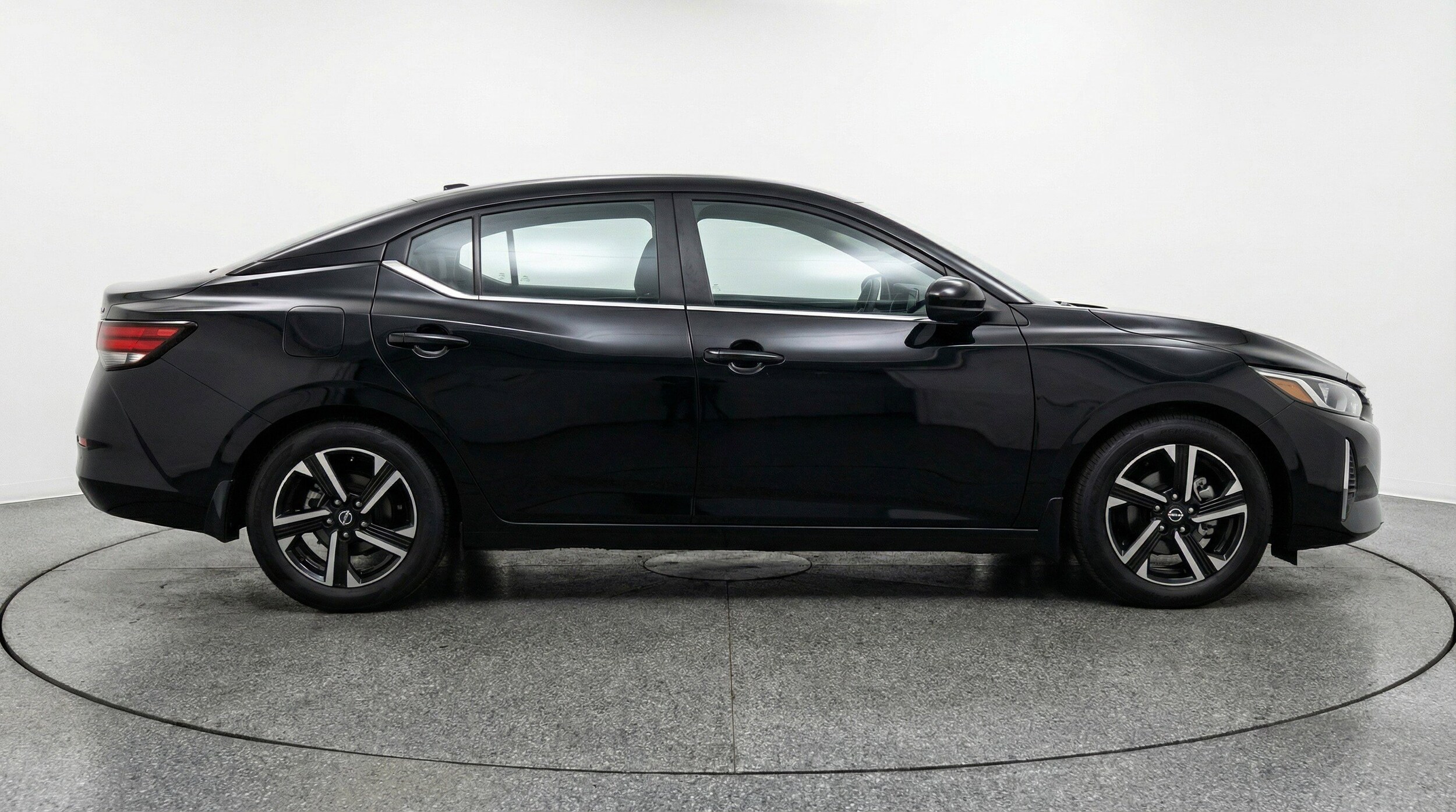 Thumbnail: 2025 Nissan Sentra - 11