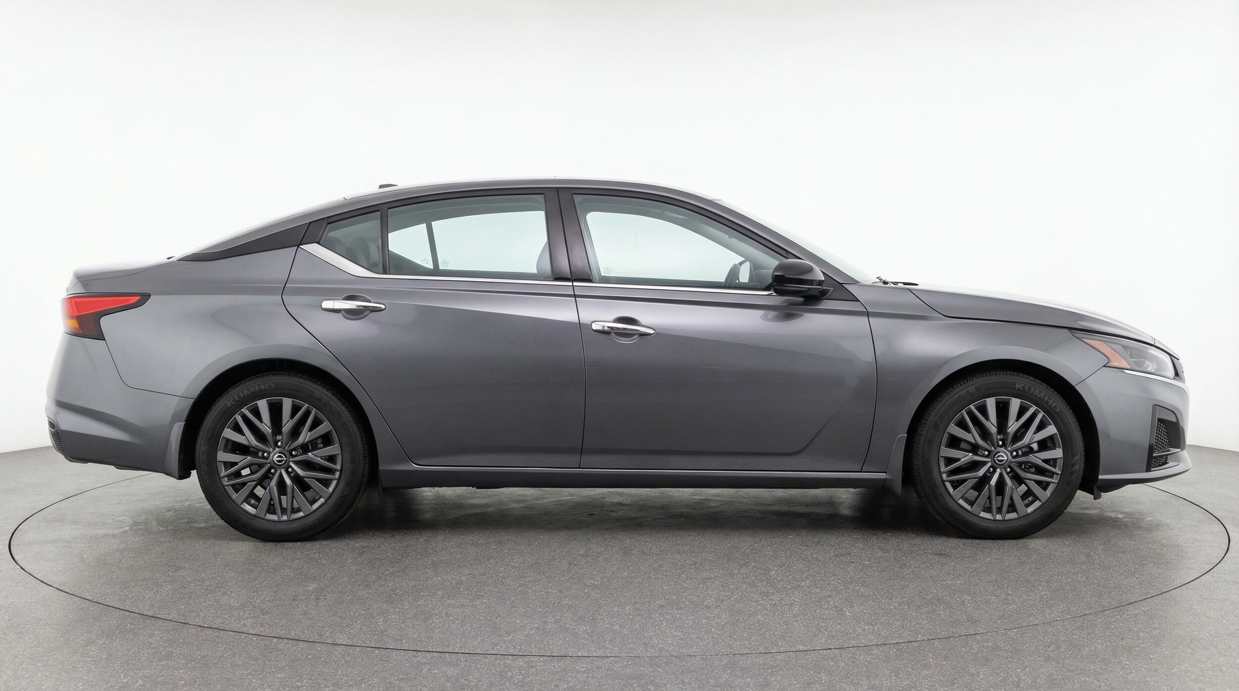 Thumbnail: 2025 Nissan Altima - 8