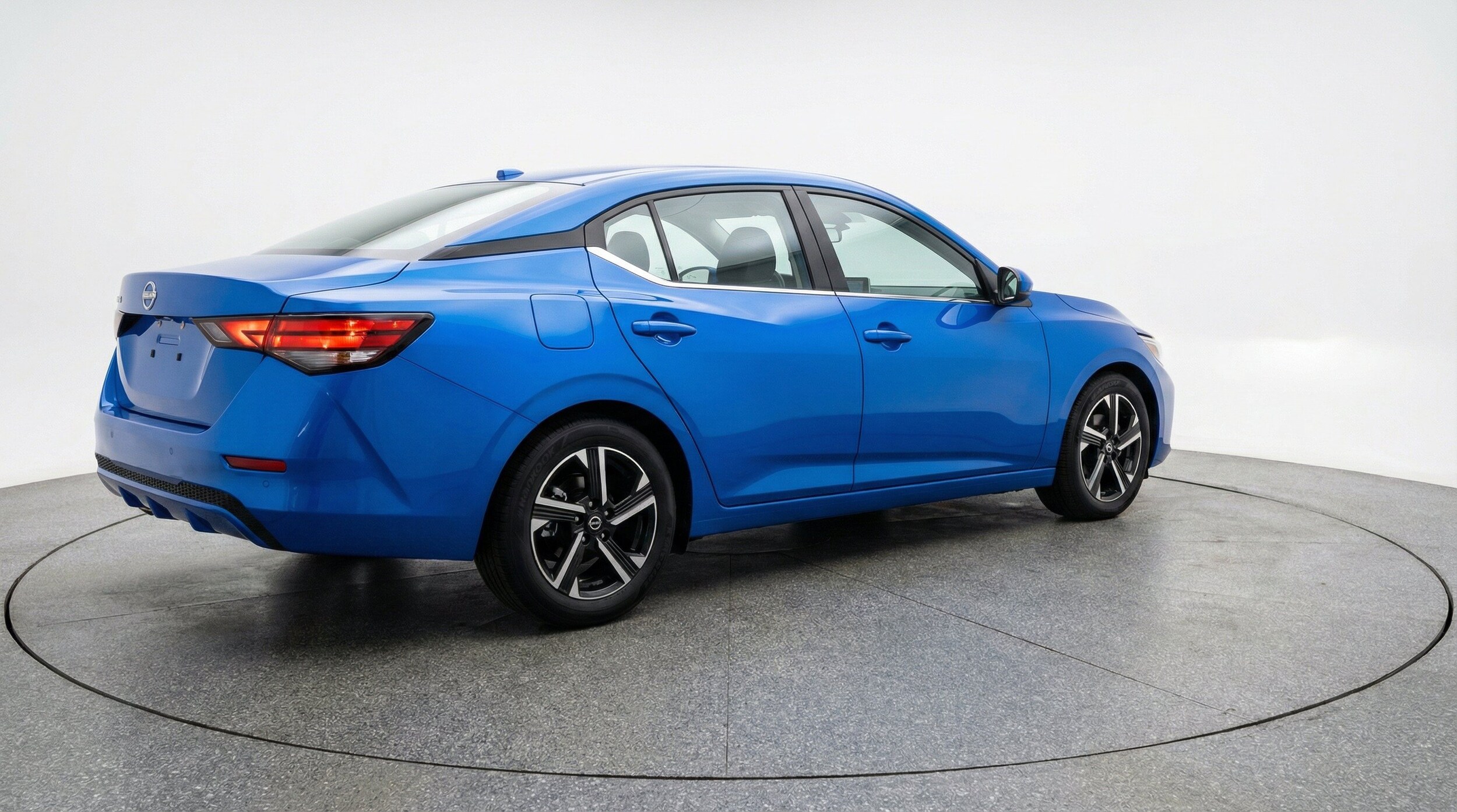 Thumbnail: 2025 Nissan Sentra - 9