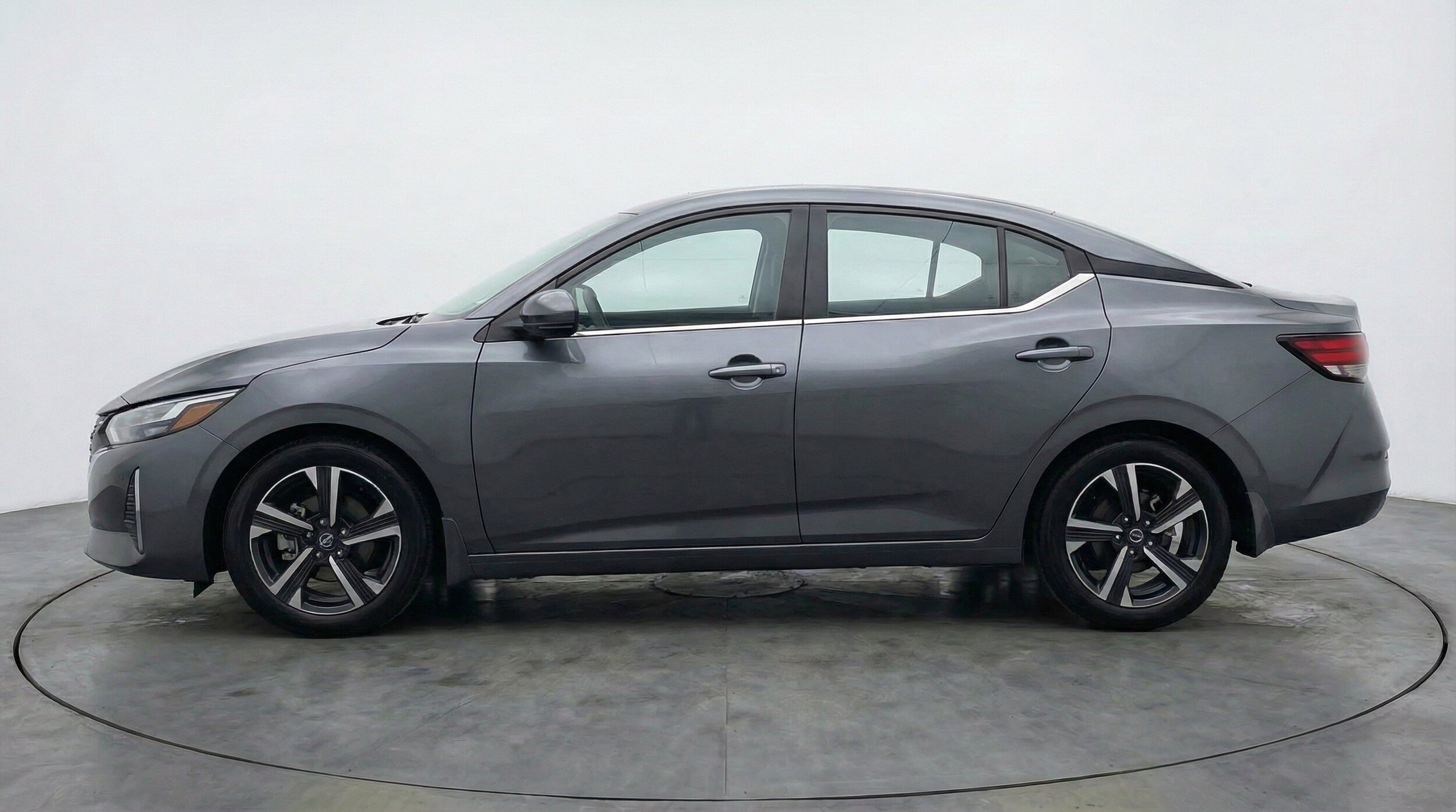 Thumbnail: 2025 Nissan Sentra - 5