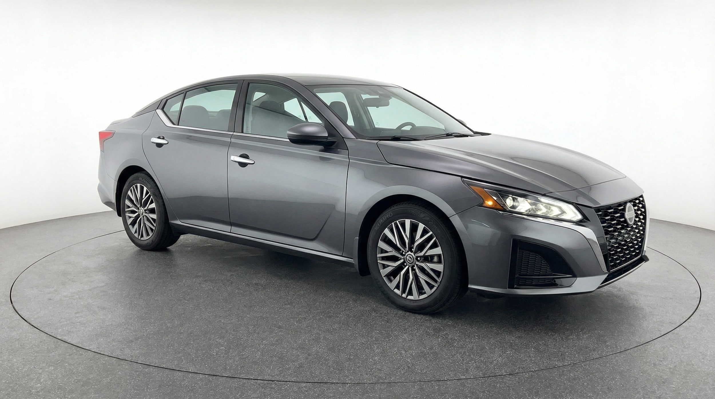 Thumbnail: 2025 Nissan Altima - 1