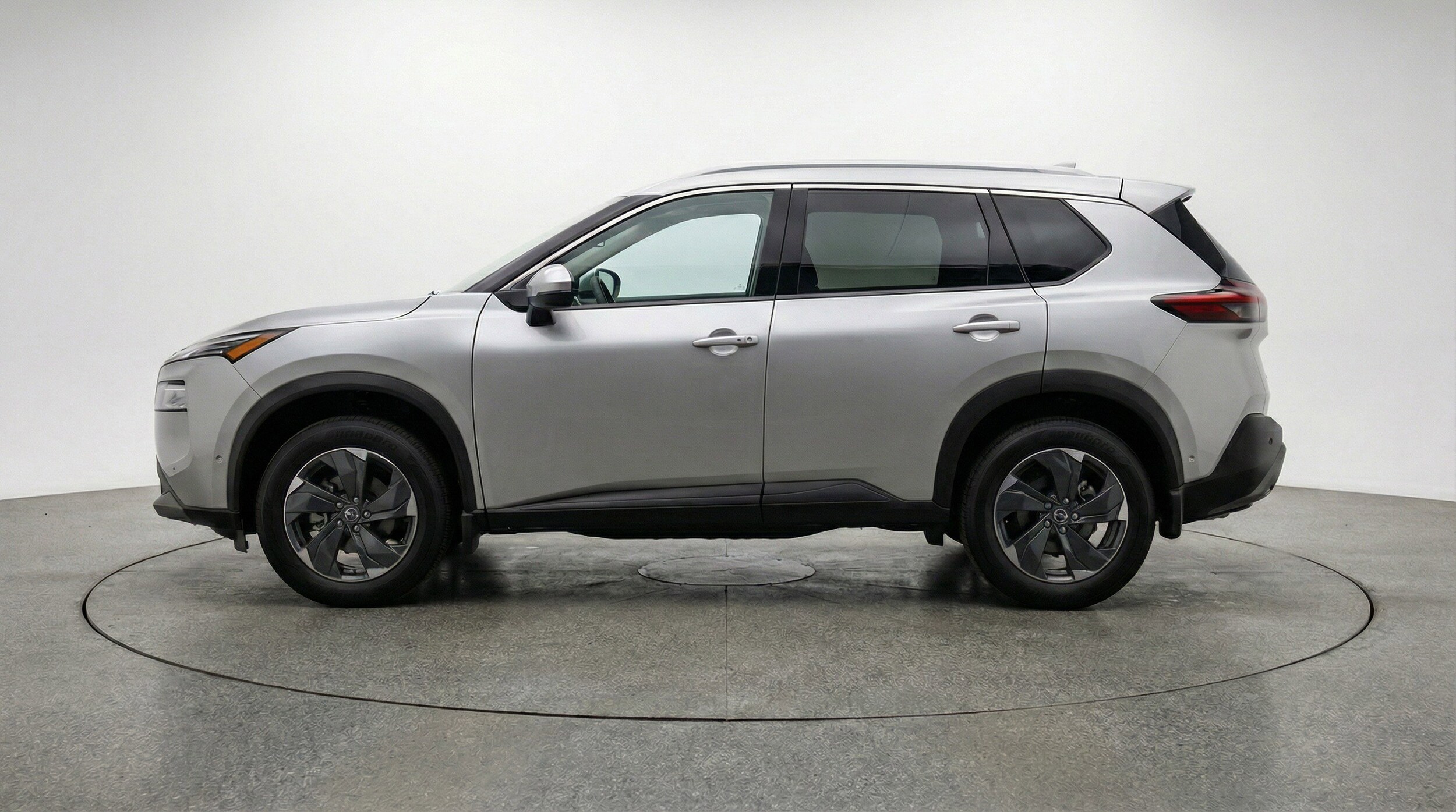 Thumbnail: 2025 Nissan Rogue - 5