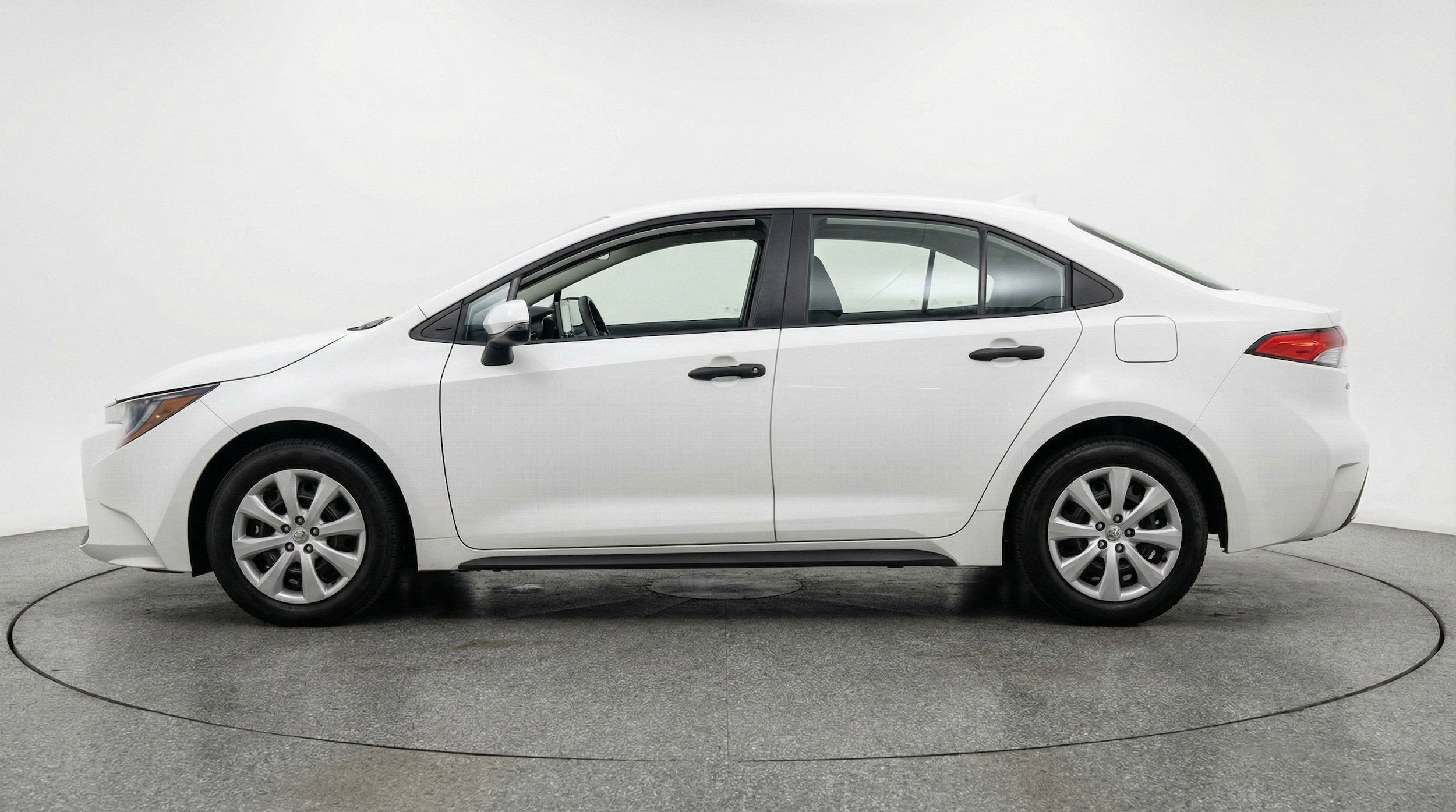 Thumbnail: 2025 Toyota Corolla - 5