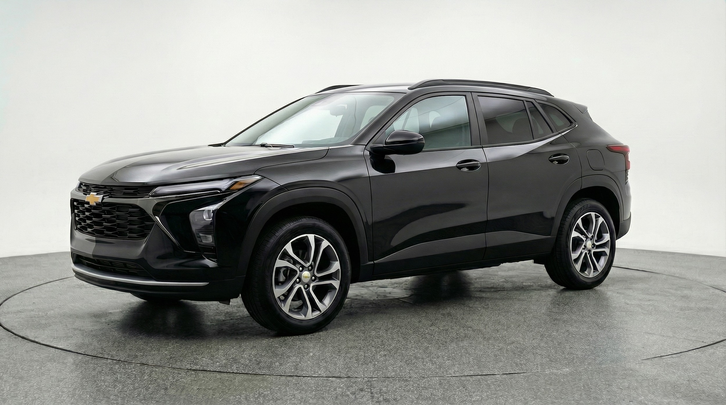 Thumbnail: 2025 Chevrolet Trax - 3