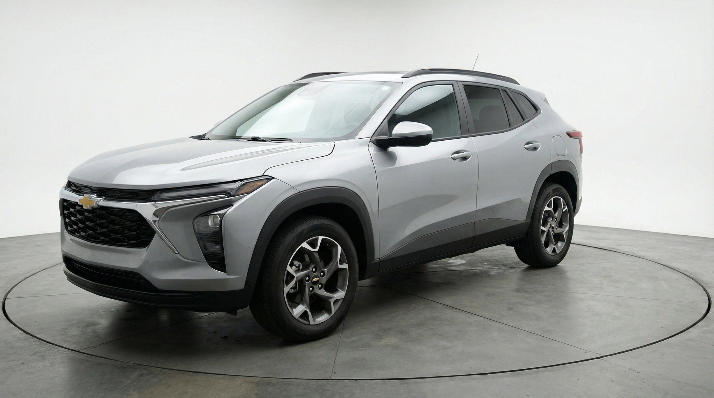 Thumbnail: 2025 Chevrolet Trax - 3