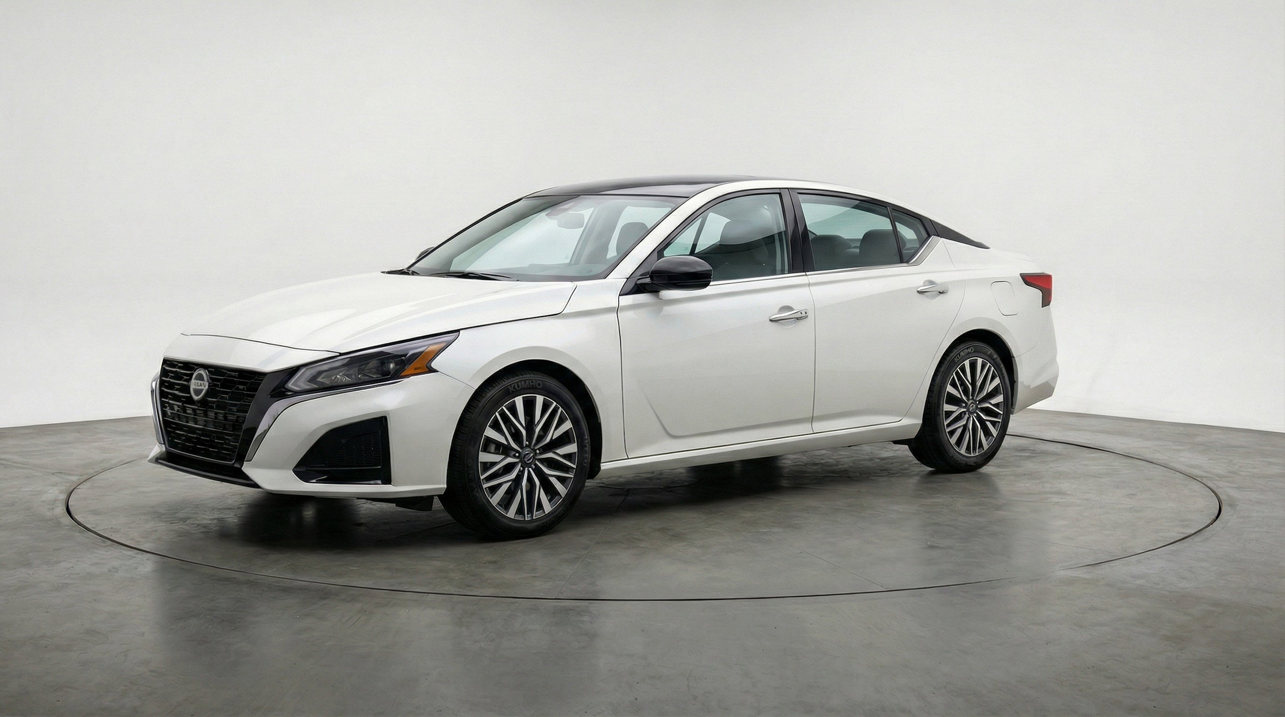 Thumbnail: 2025 Nissan Altima - 3