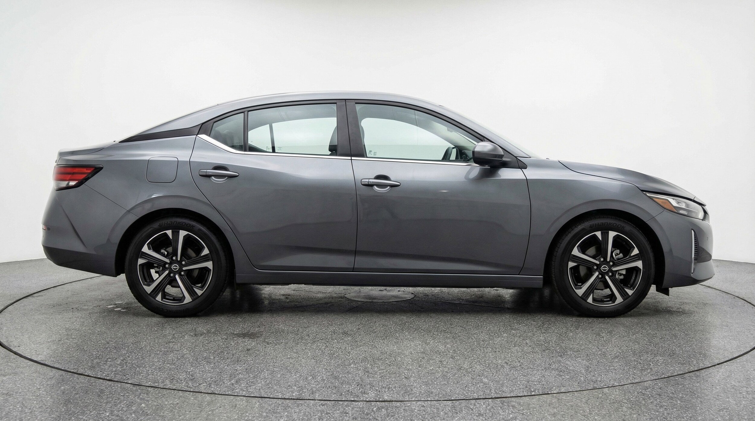 Thumbnail: 2025 Nissan Sentra - 11