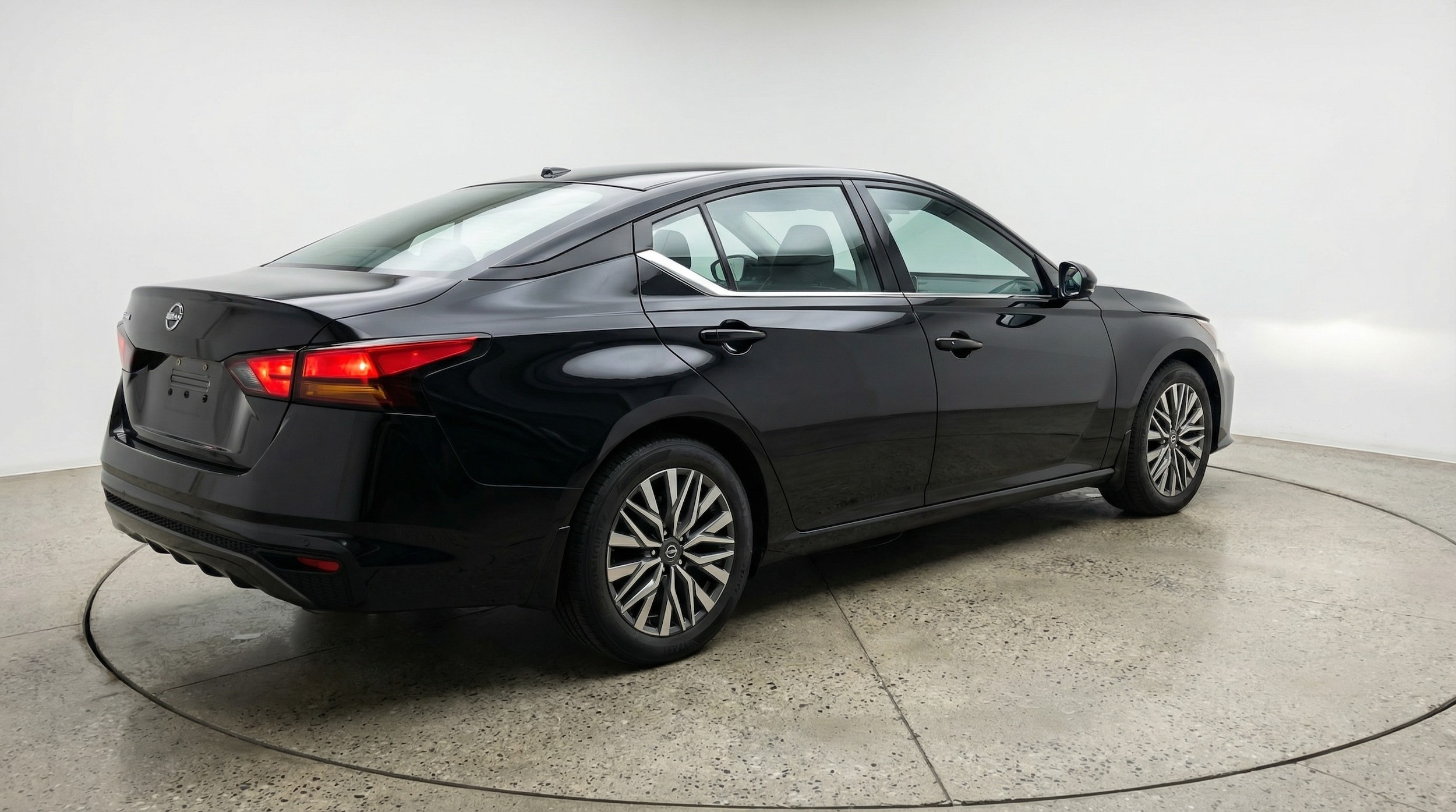 Thumbnail: 2025 Nissan Altima - 7