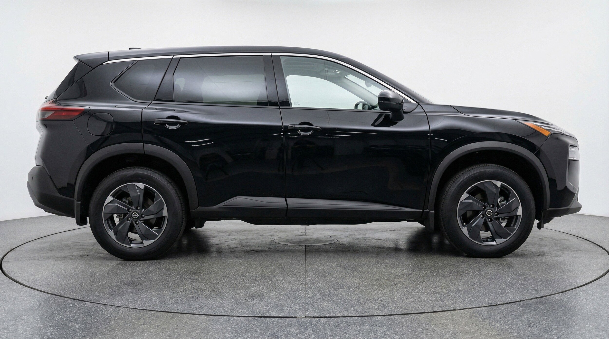 Thumbnail: 2025 Nissan Rogue - 11