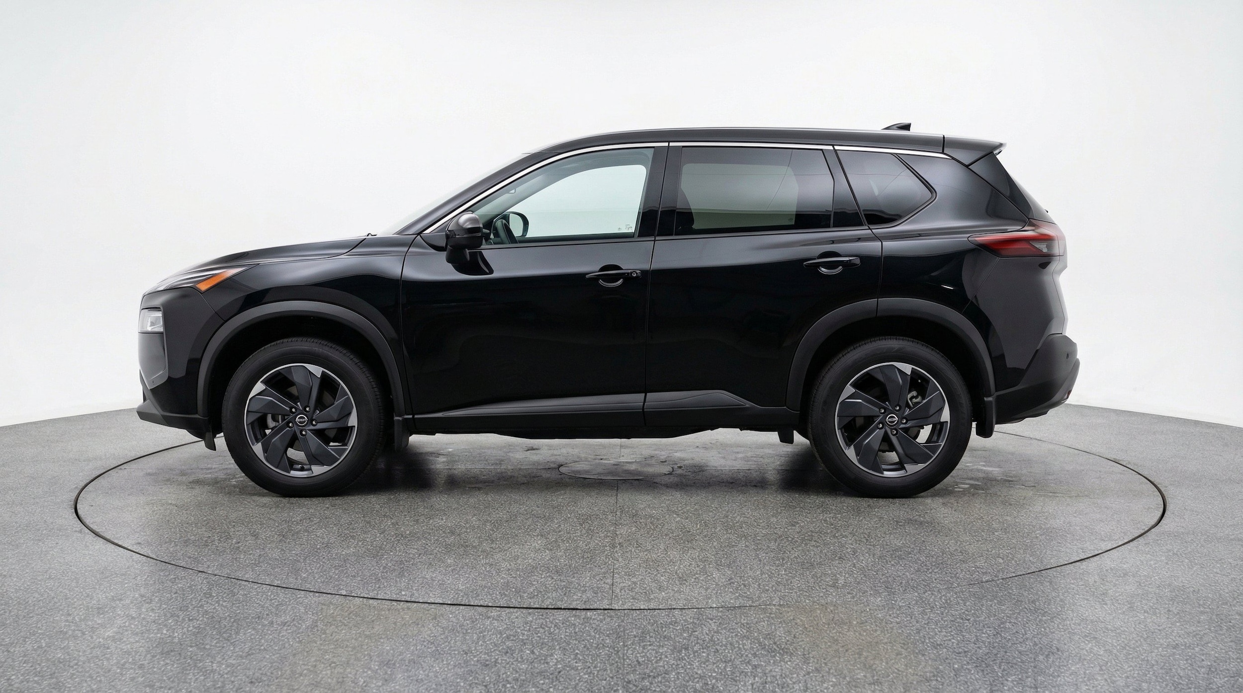 Thumbnail: 2025 Nissan Rogue - 5