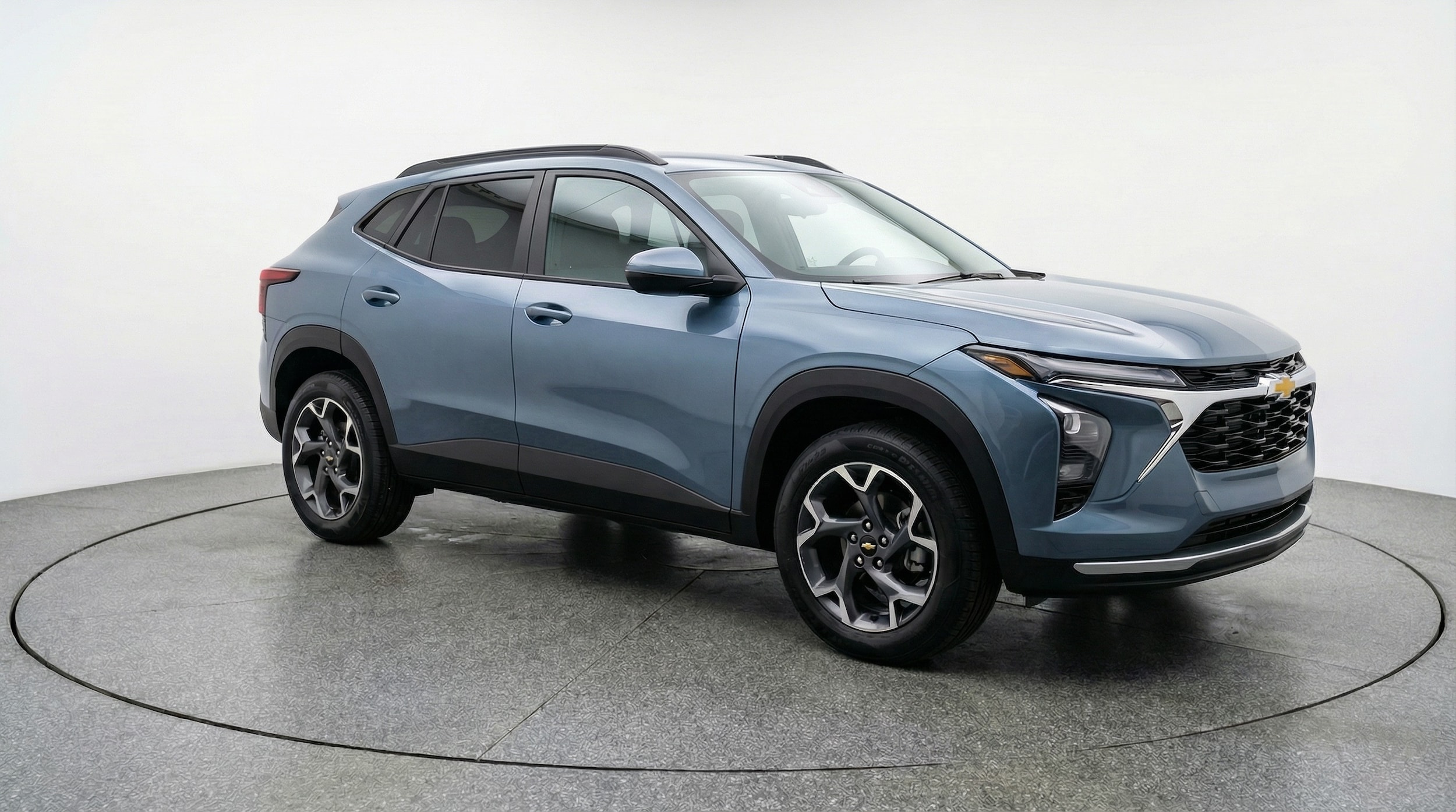 Thumbnail: 2025 Chevrolet Trax - 1