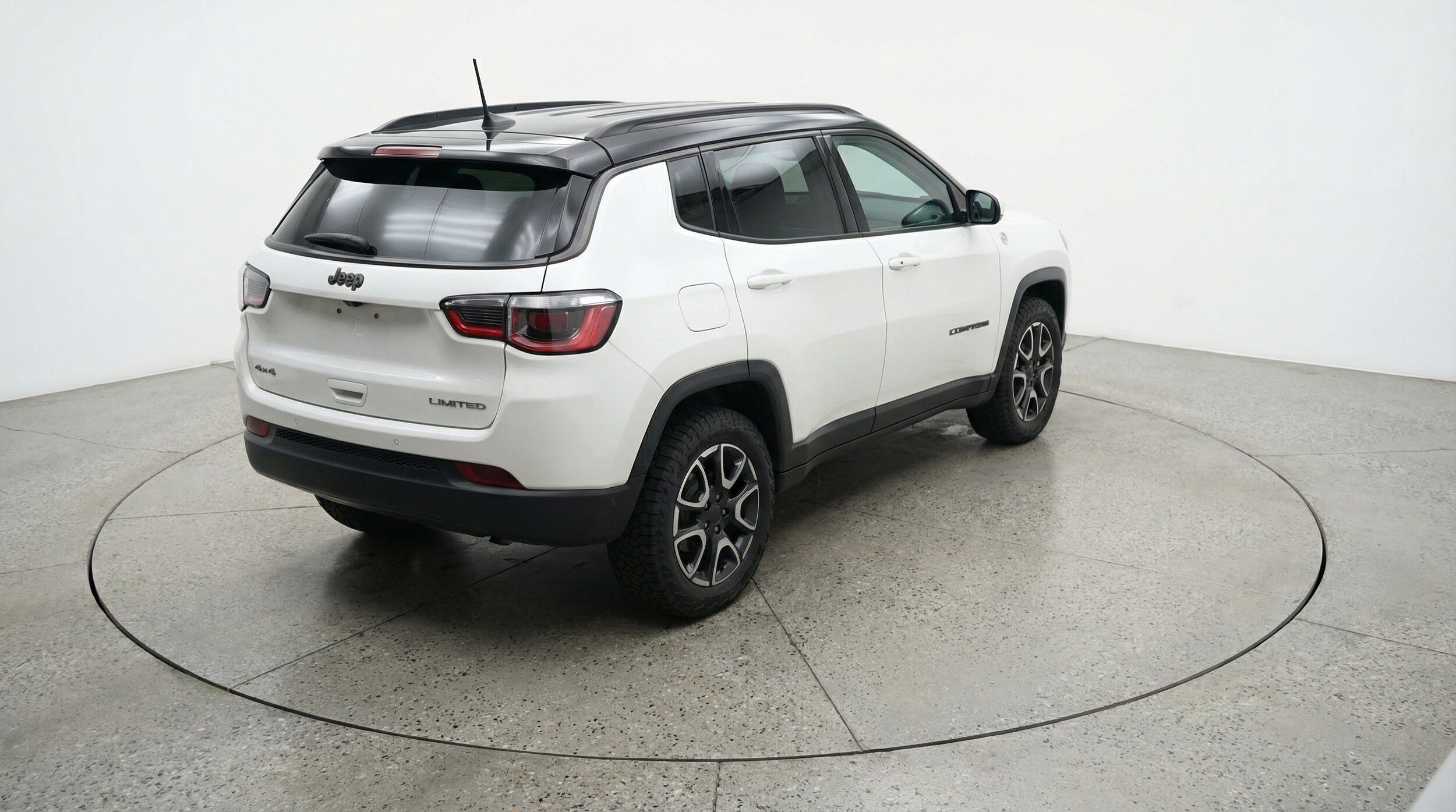 Thumbnail: 2025 Jeep Compass - 9