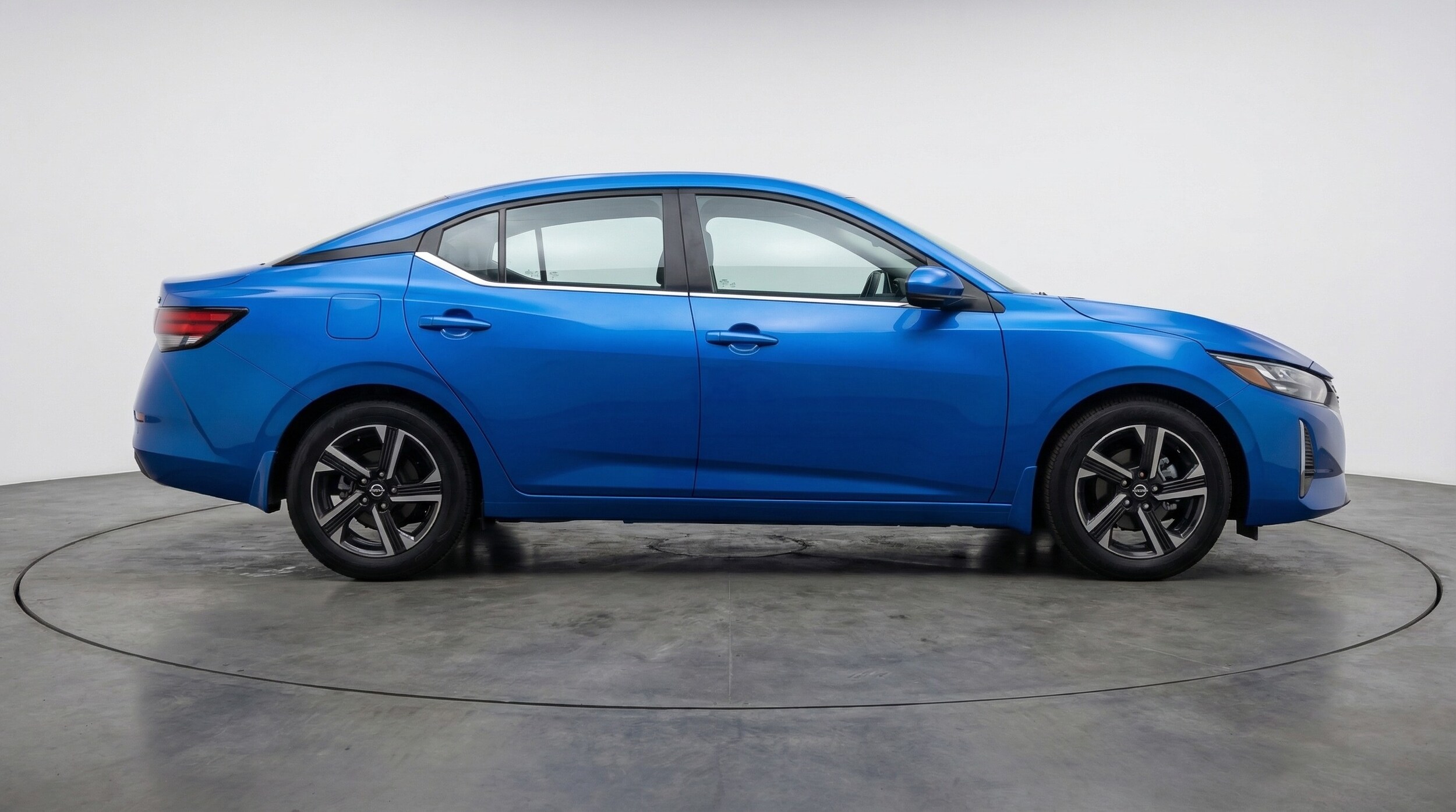 Thumbnail: 2025 Nissan Sentra - 8