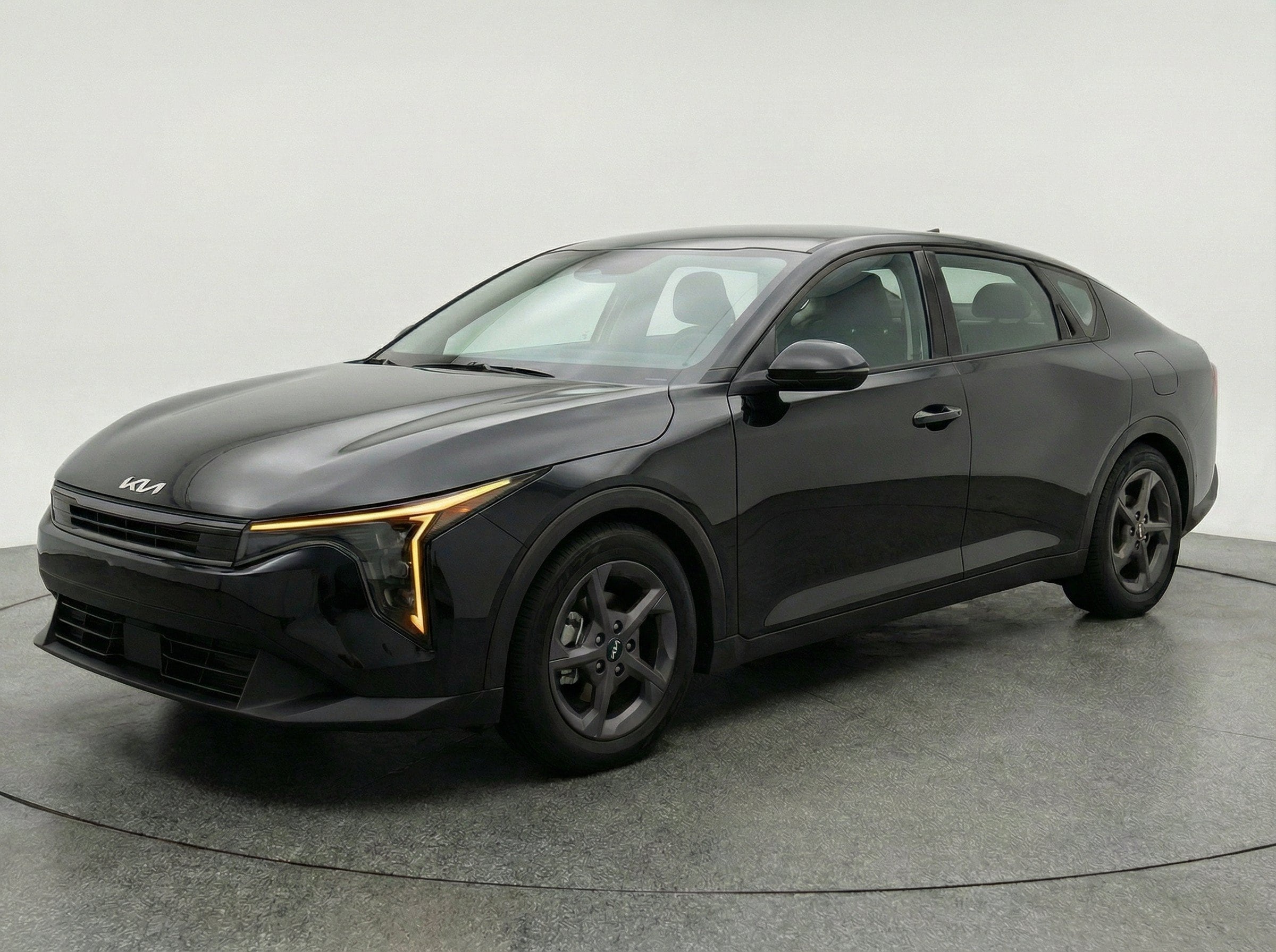 Thumbnail: 2025 Kia K4 - 3