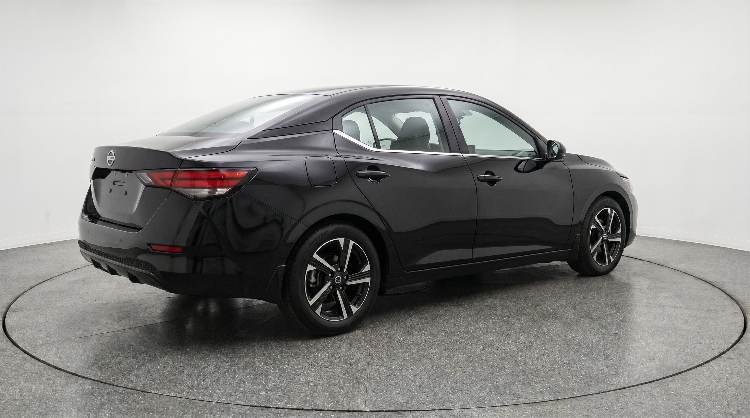 Thumbnail: 2025 Nissan Sentra - 9