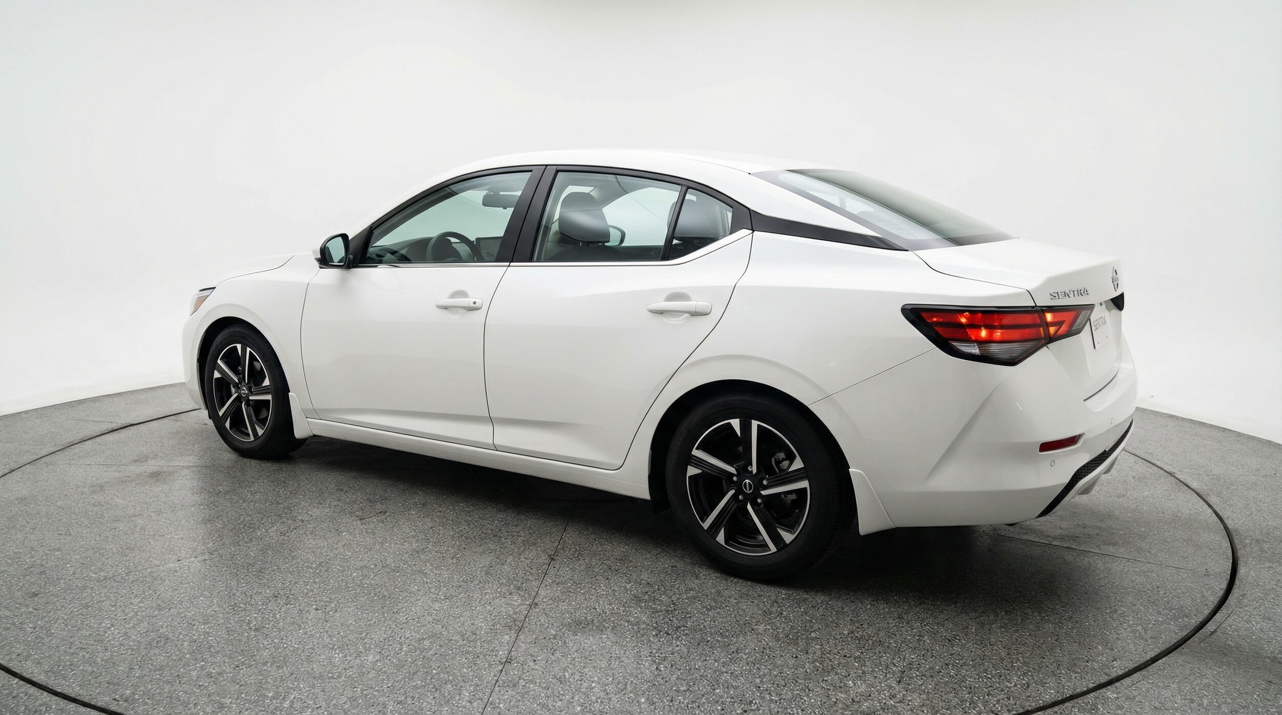 Thumbnail: 2025 Nissan Sentra - 5