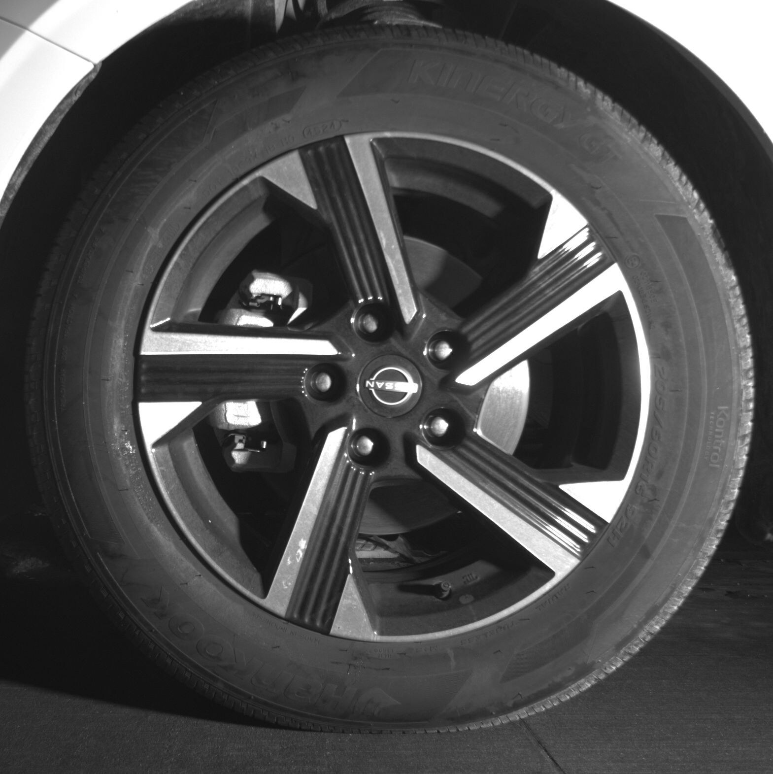 Thumbnail: 2025 Nissan Sentra - 9