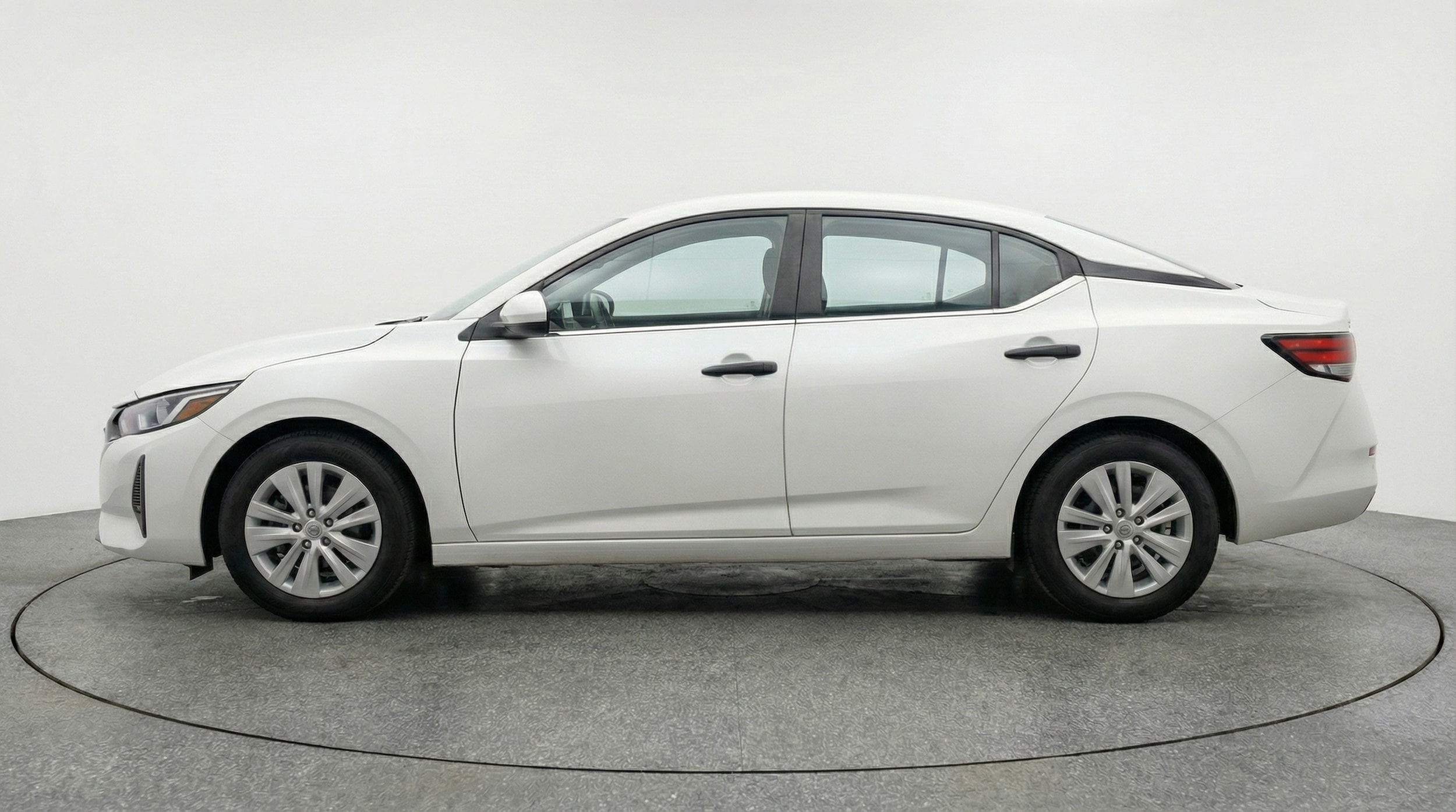 Thumbnail: 2025 Nissan Sentra - 4