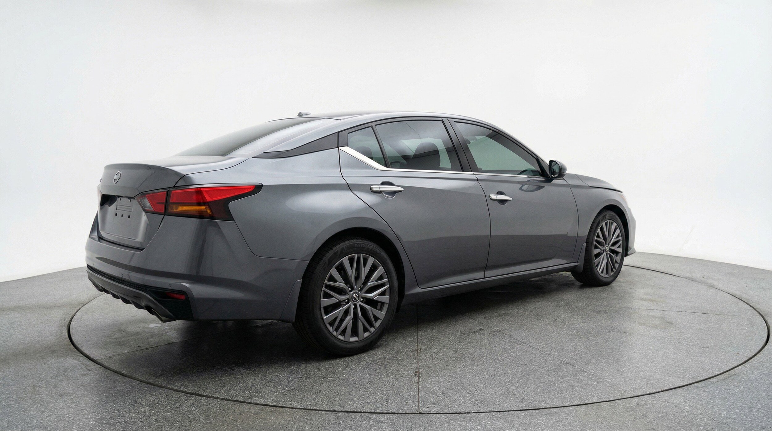 Thumbnail: 2025 Nissan Altima - 9