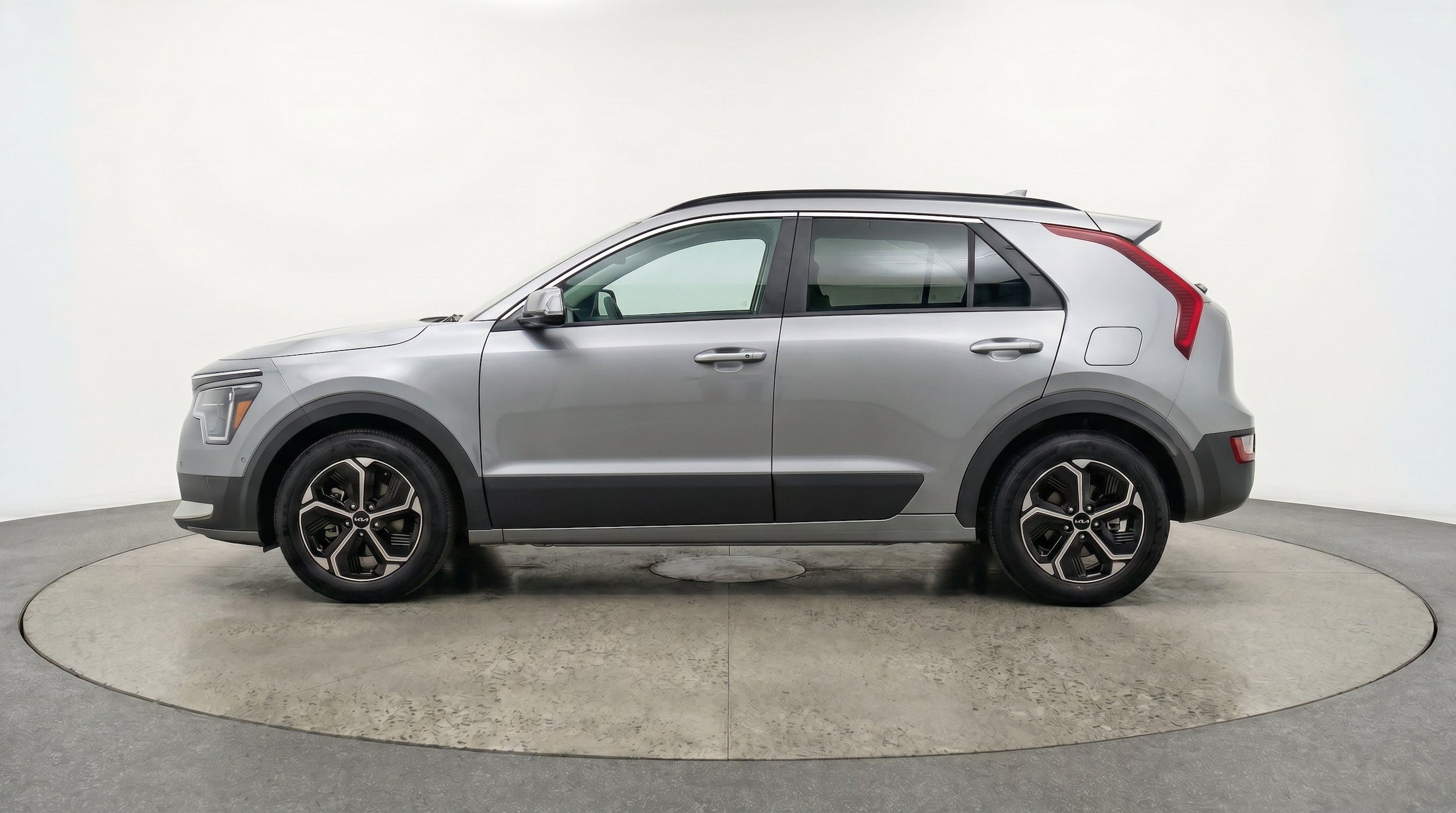 Thumbnail: 2026 Kia Niro - 5