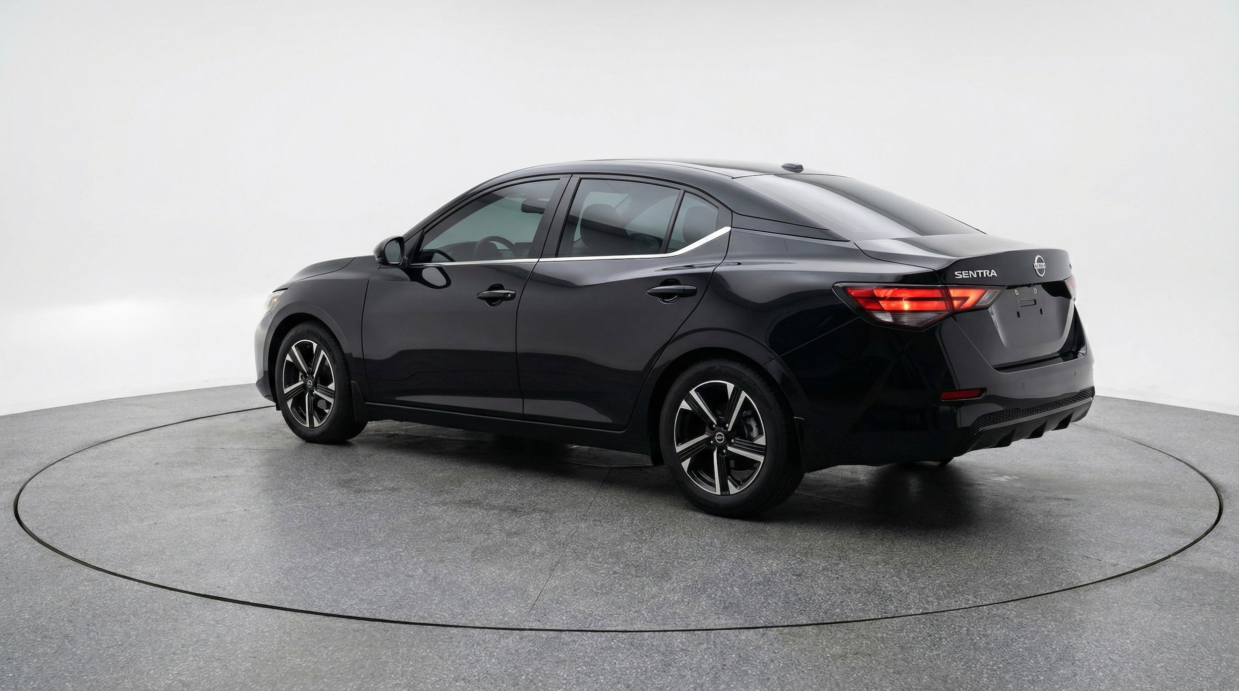 Thumbnail: 2025 Nissan Sentra - 6