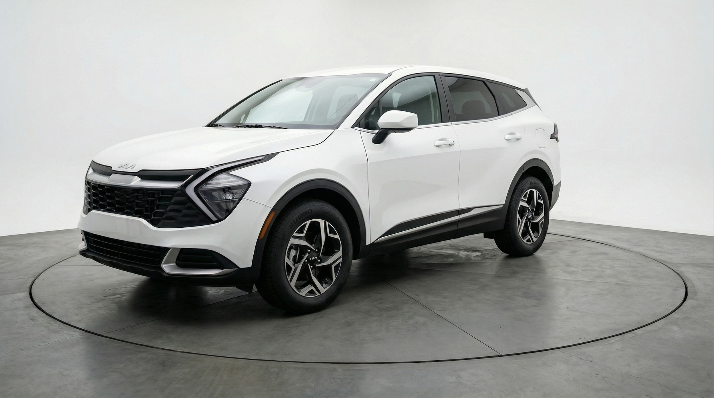 Thumbnail: 2025 Kia Sportage - 3