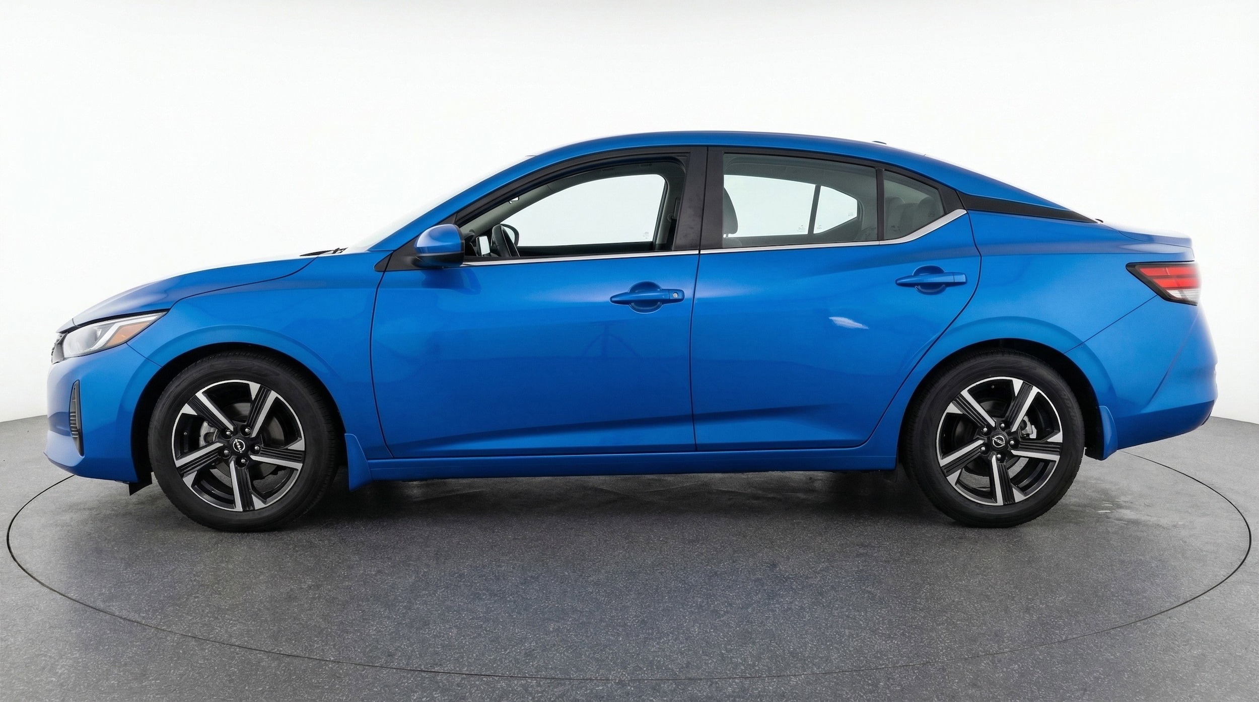 Thumbnail: 2025 Nissan Sentra - 5