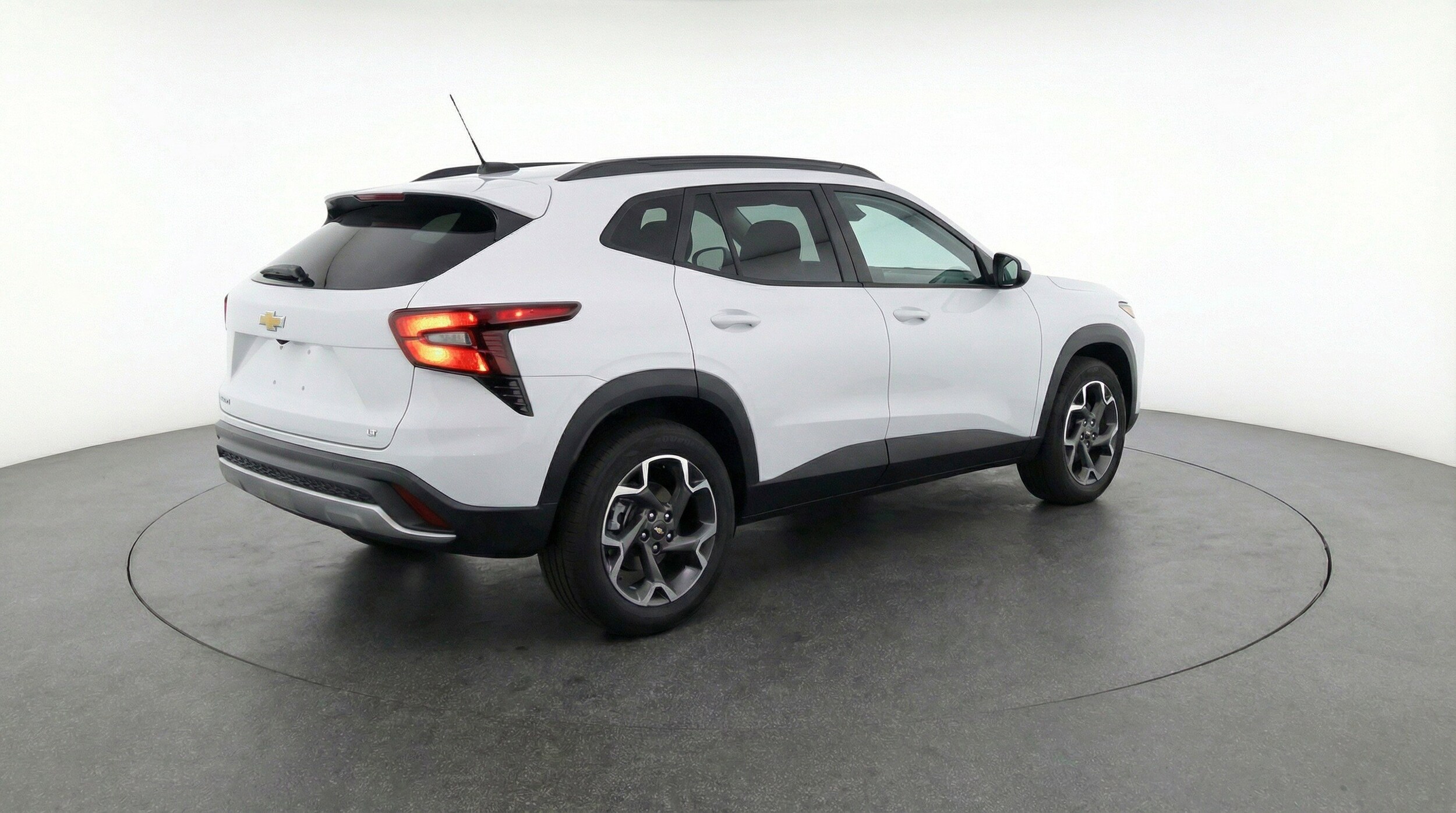 Thumbnail: 2025 Chevrolet Trax - 9