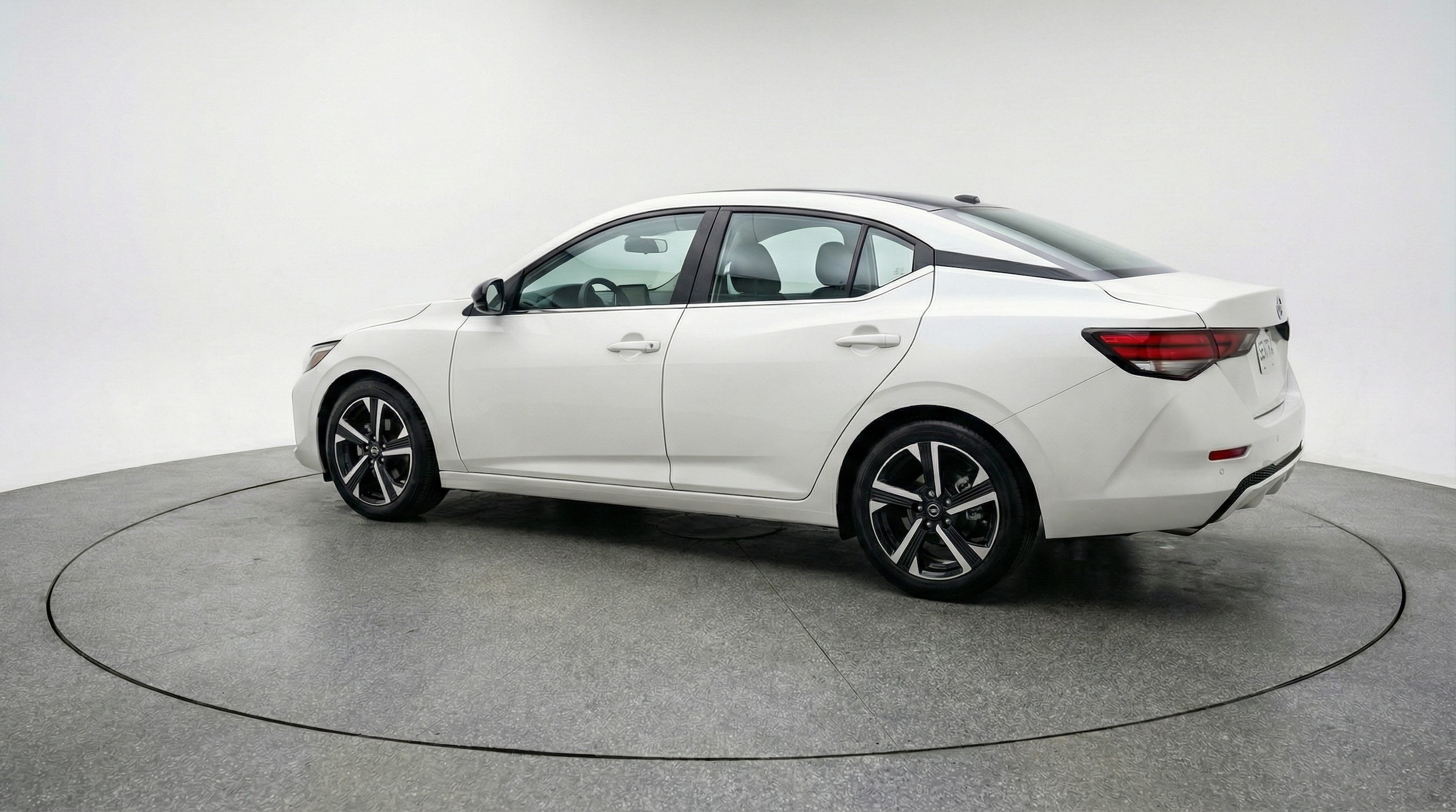 Thumbnail: 2025 Nissan Sentra - 5