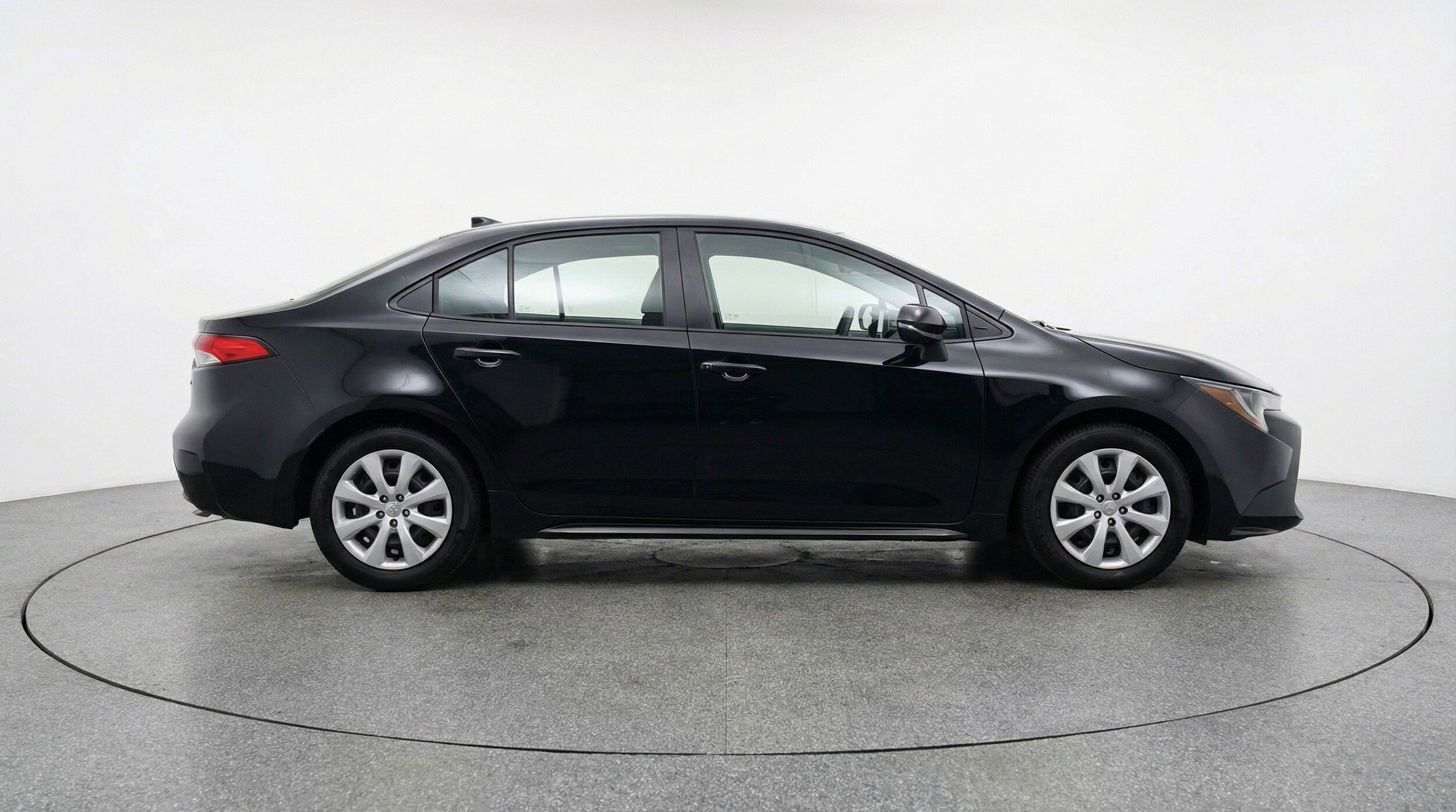 Thumbnail: 2025 Toyota Corolla - 11