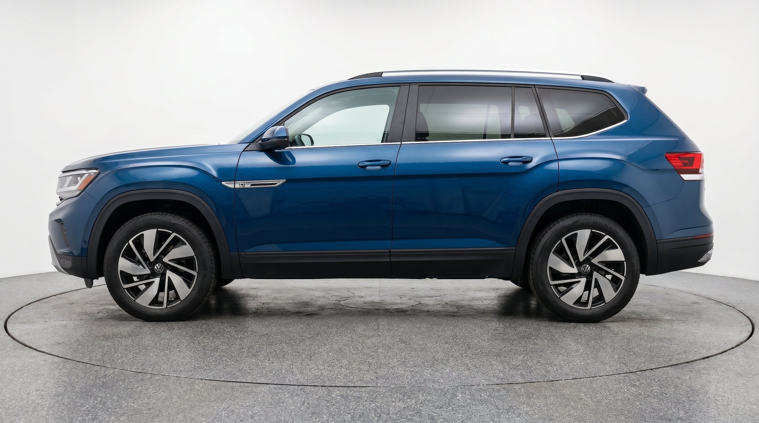 Thumbnail: 2026 Volkswagen Atlas - 5