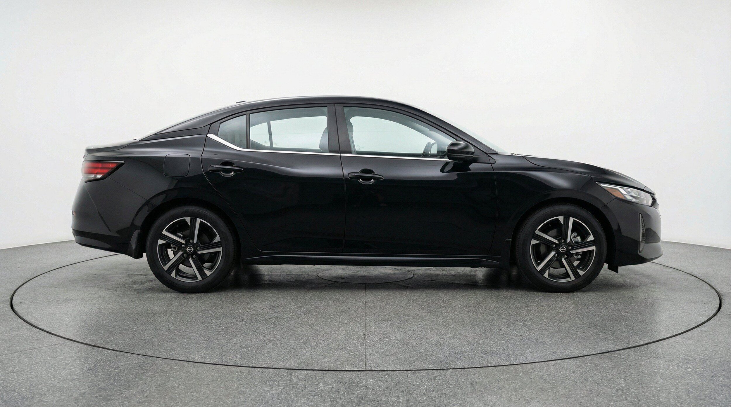 Thumbnail: 2025 Nissan Sentra - 11