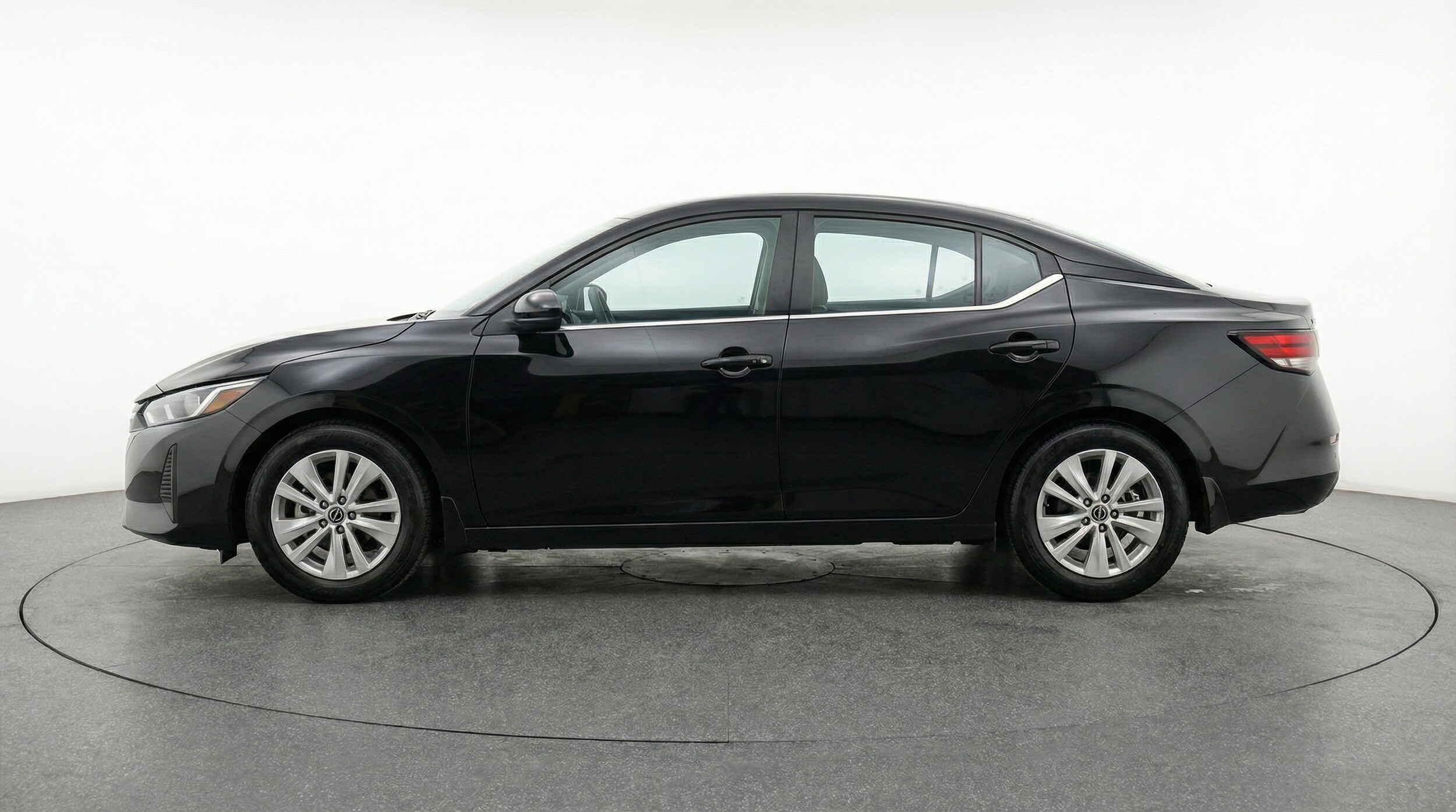 Thumbnail: 2025 Nissan Sentra - 4