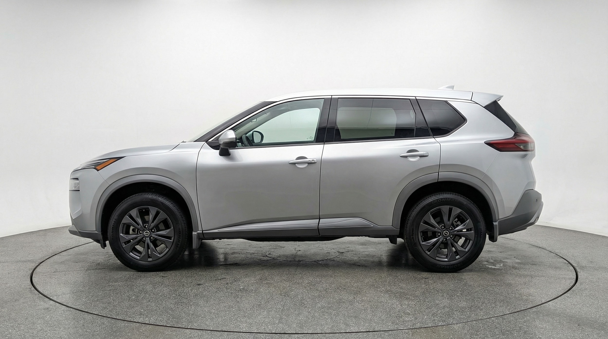 Thumbnail: 2025 Nissan Rogue - 4