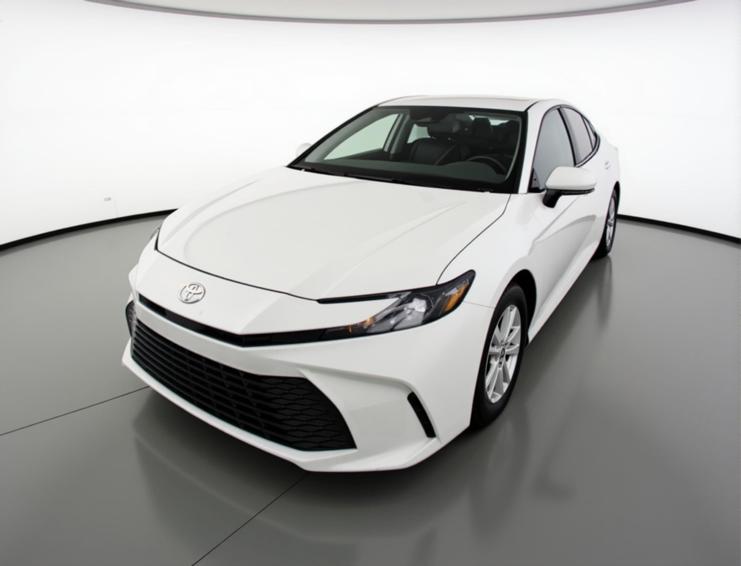 Thumbnail: 2025 Toyota Camry - 3